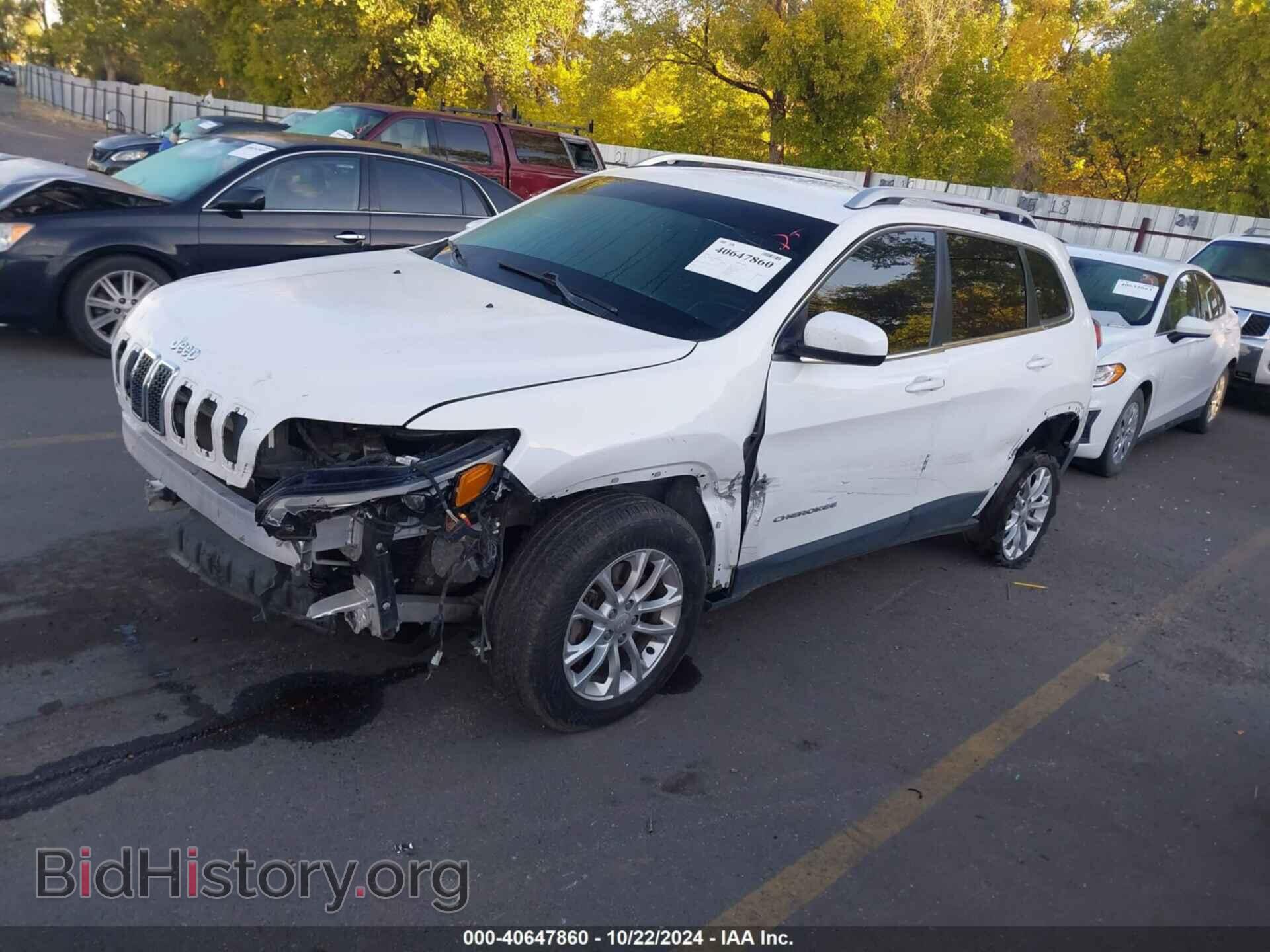 2019 JEEP CHEROKEE - VIN: 1C4PJMCX0KD104155 - Фото 2