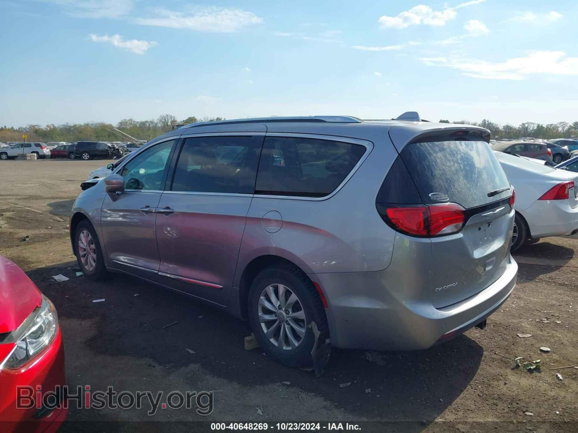 2019 CHRYSLER PACIFICA - VIN: 2C4RC1BGXKR537367 - Фото 3