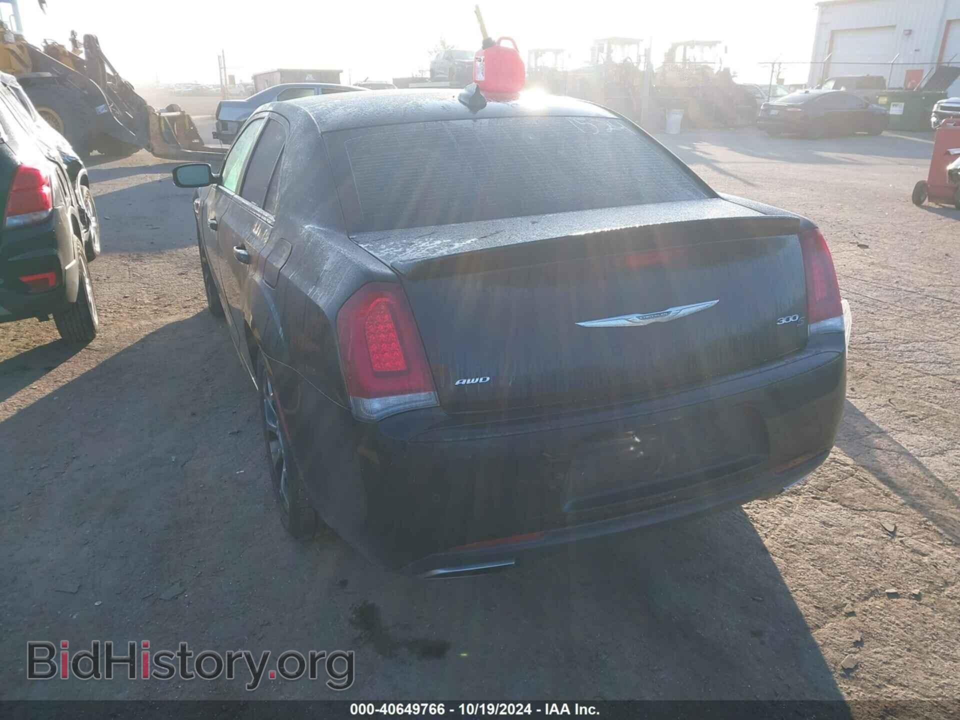 2018 CHRYSLER 300 - VIN: 2C3CCAGG4JH141524 - Фото 3