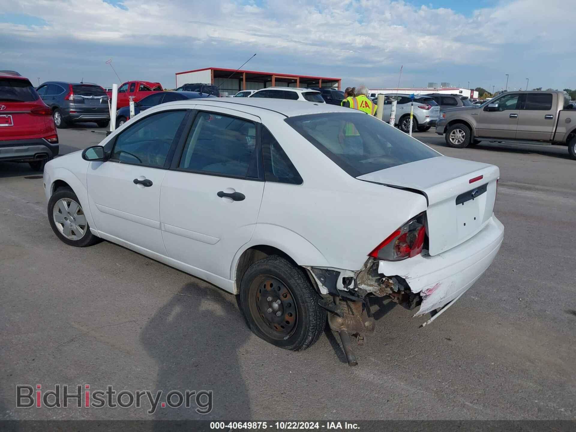 2007 FORD FOCUS - VIN: 1FAFP34N37W311027 - Фото 3