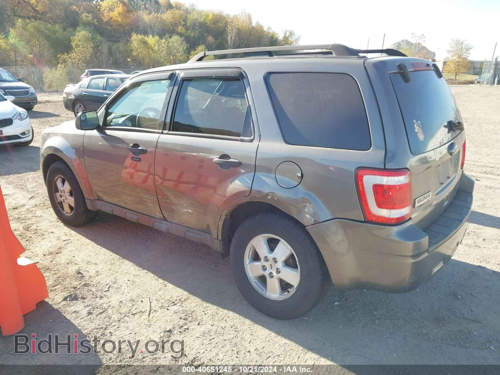 2010 FORD ESCAPE - VIN: 1FMCU9D73AKB34869 - Фото 3