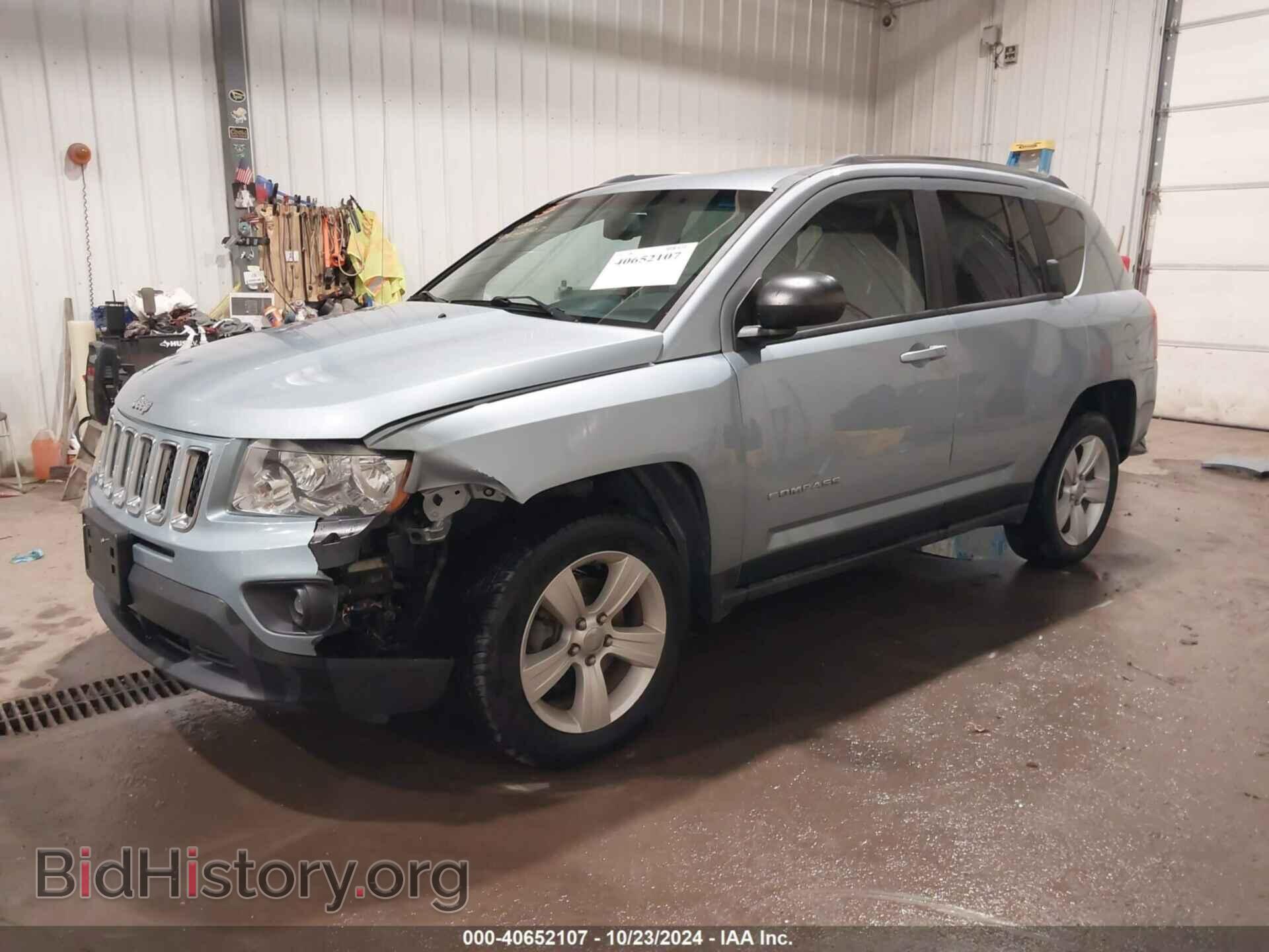 2013 JEEP COMPASS - VIN: 1C4NJDEB2DD156205 - Photo 2