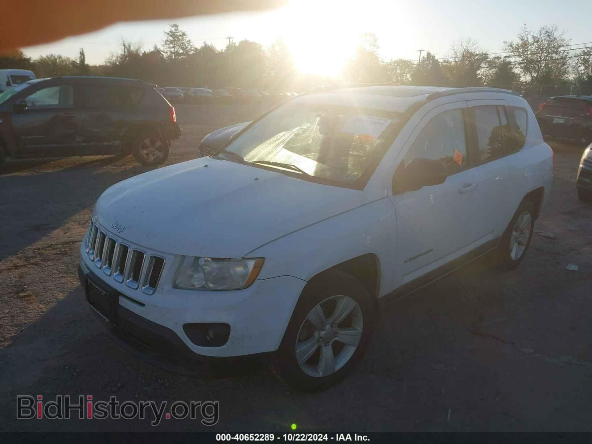2011 JEEP COMPASS - VIN: 1J4NF1FB0BD259564 - Photo 2