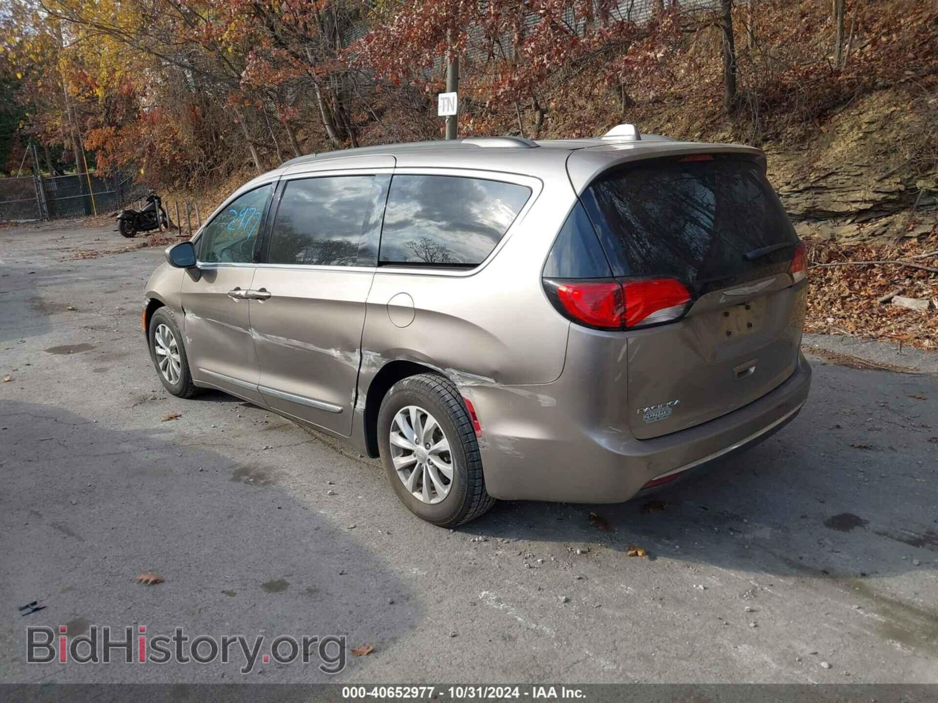 2017 CHRYSLER PACIFICA - VIN: 2C4RC1BG3HR537929 - Photo 3