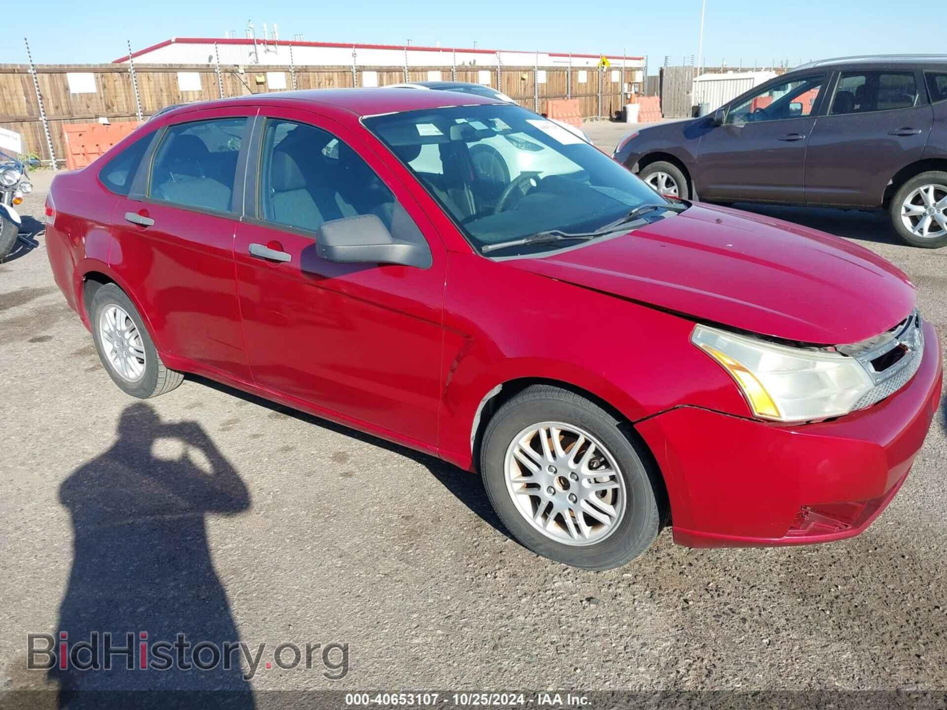 Photo 1FAHP3FN9BW186016 - FORD FOCUS 2011