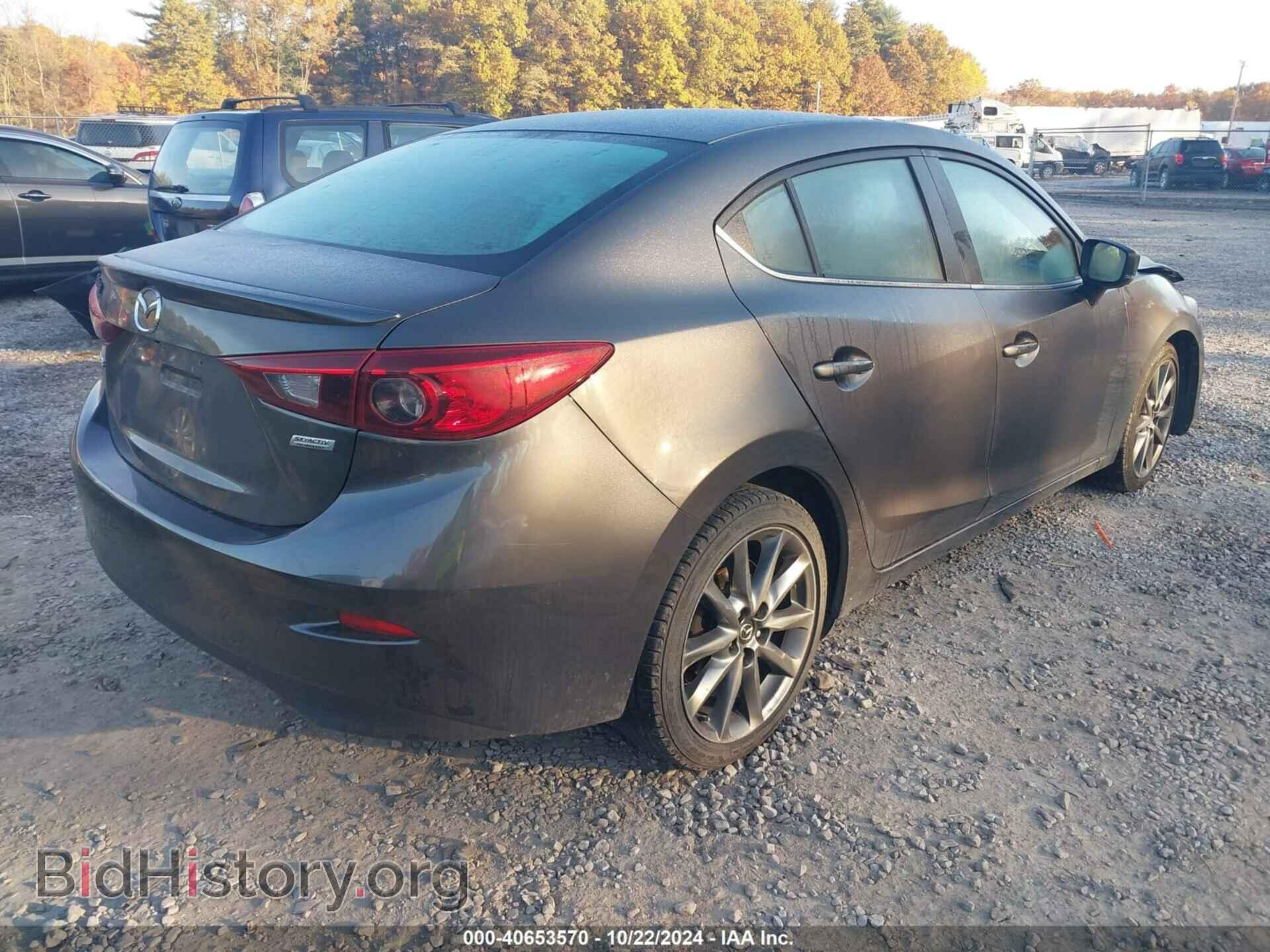 2018 MAZDA MAZDA3 - VIN: 3MZBN1V32JM163733 - Photo 4