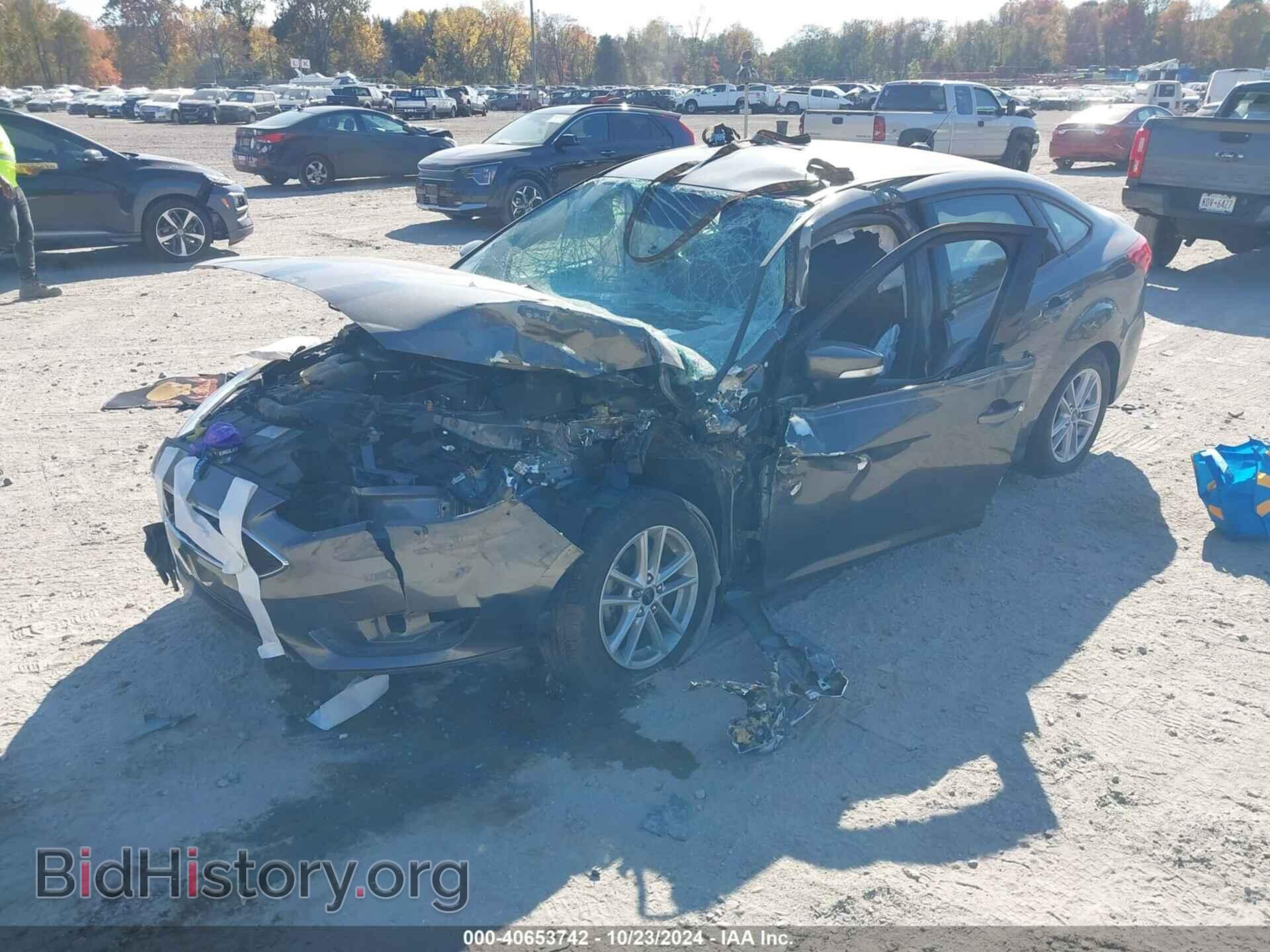 2017 FORD FOCUS - VIN: 1FADP3F28HL293783 - Photo 2