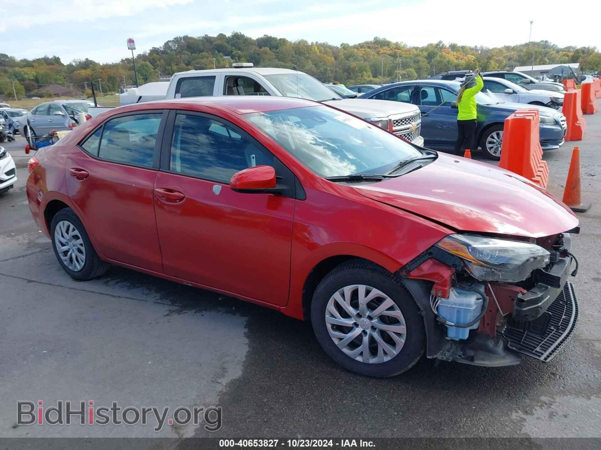 Photo 5YFBURHEXJP800037 - TOYOTA COROLLA 2018