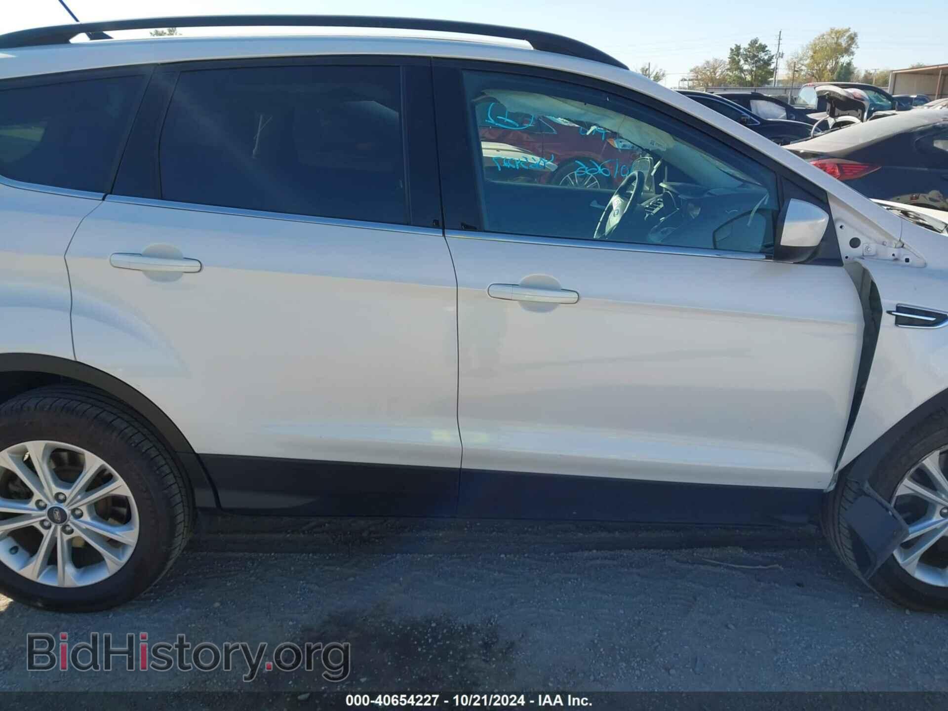 2018 FORD ESCAPE - VIN: 1FMCU9HD3JUB24525 - Фото 13
