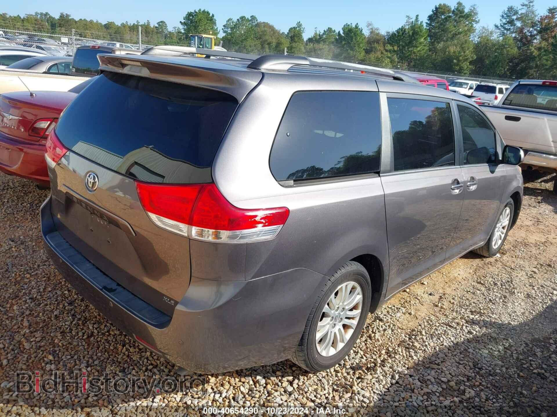2013 TOYOTA SIENNA - VIN: 5TDYK3DC8DS395597 - Фото 4