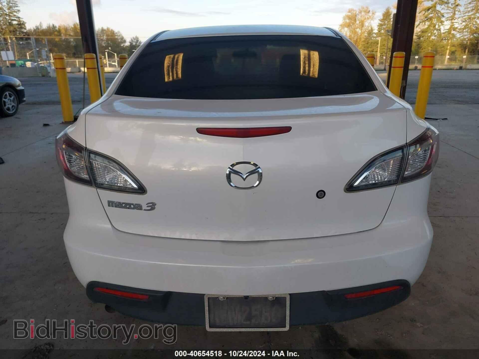 2011 MAZDA MAZDA3 - VIN: JM1BL1UG2B1431952 - Фото 16