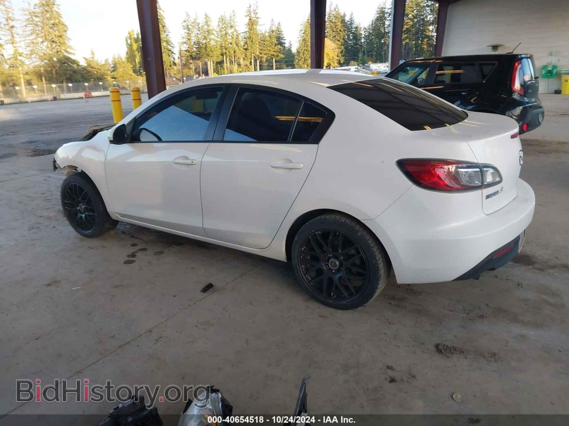 2011 MAZDA MAZDA3 - VIN: JM1BL1UG2B1431952 - Фото 3
