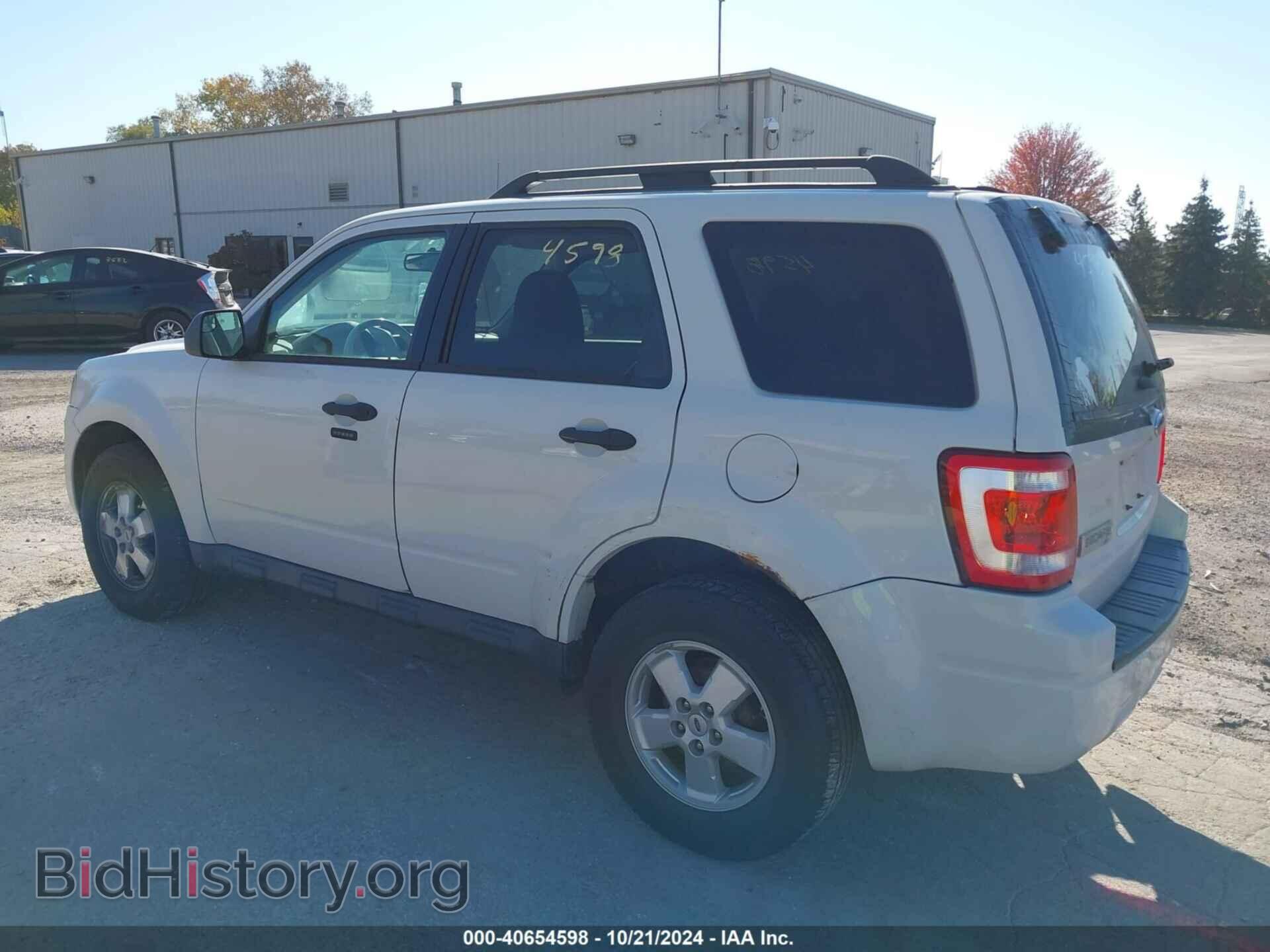 2012 FORD ESCAPE - VIN: 1FMCU9D75CKC25693 - Фото 3