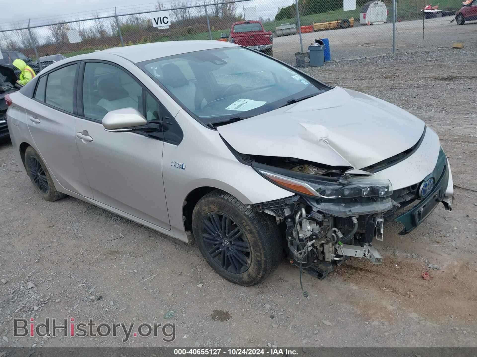 Фотография JTDKARFP7H3040133 - TOYOTA PRIUS PRIME 2017