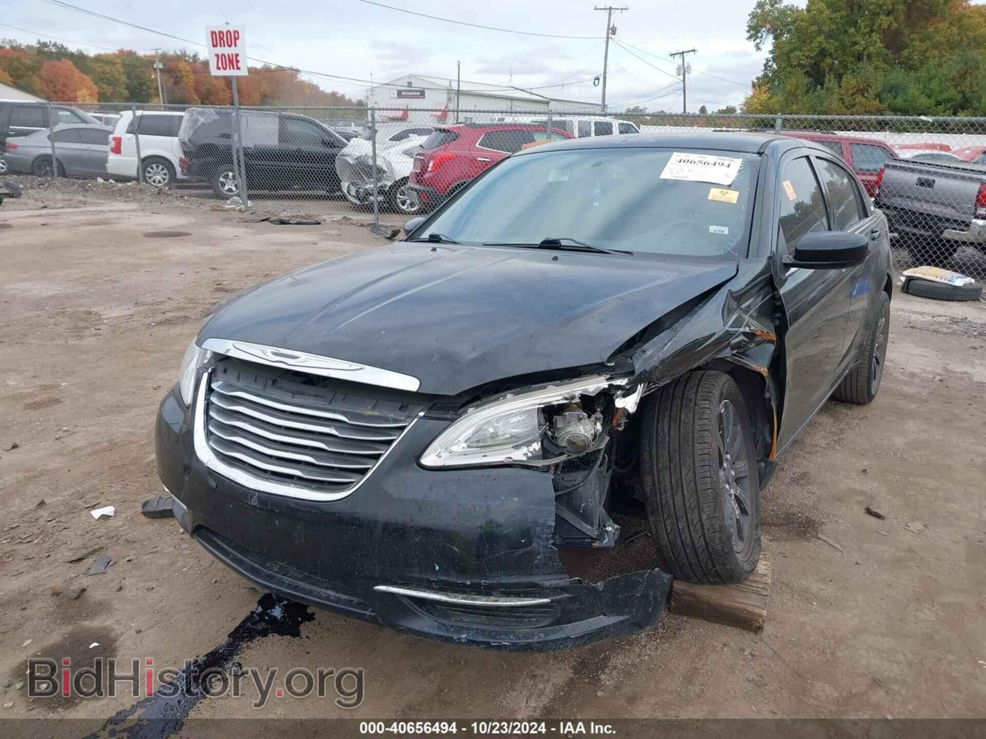 2013 CHRYSLER 200 - VIN: 1C3CCBBBXDN676743 - Фото 2
