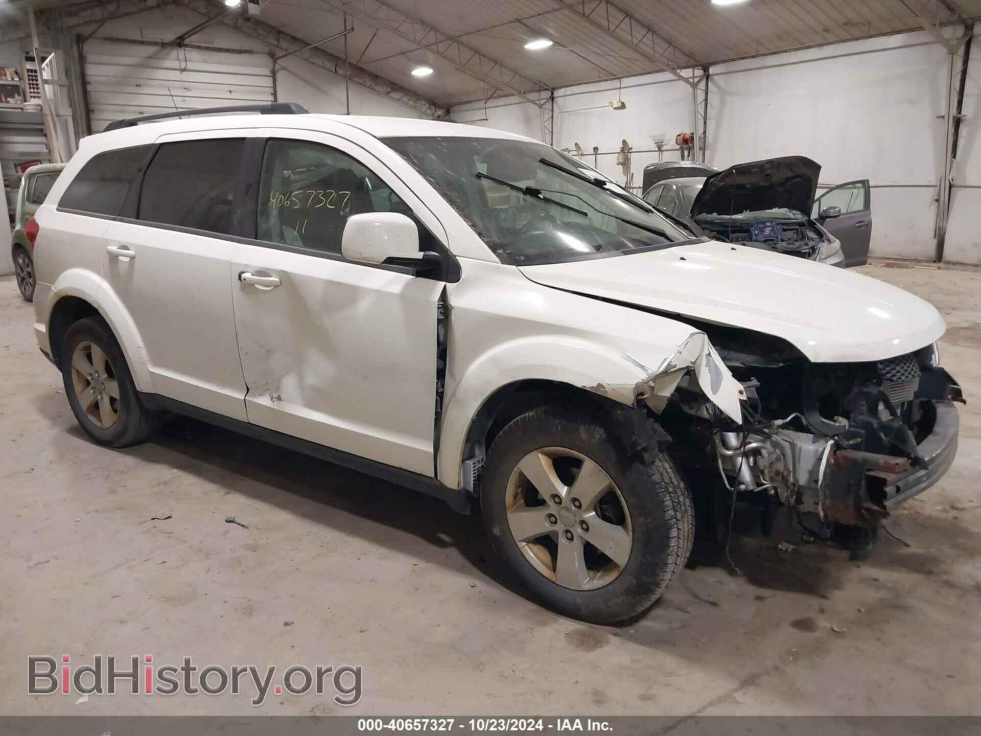 Фотография 3D4PH1FG7BT537829 - DODGE JOURNEY 2011