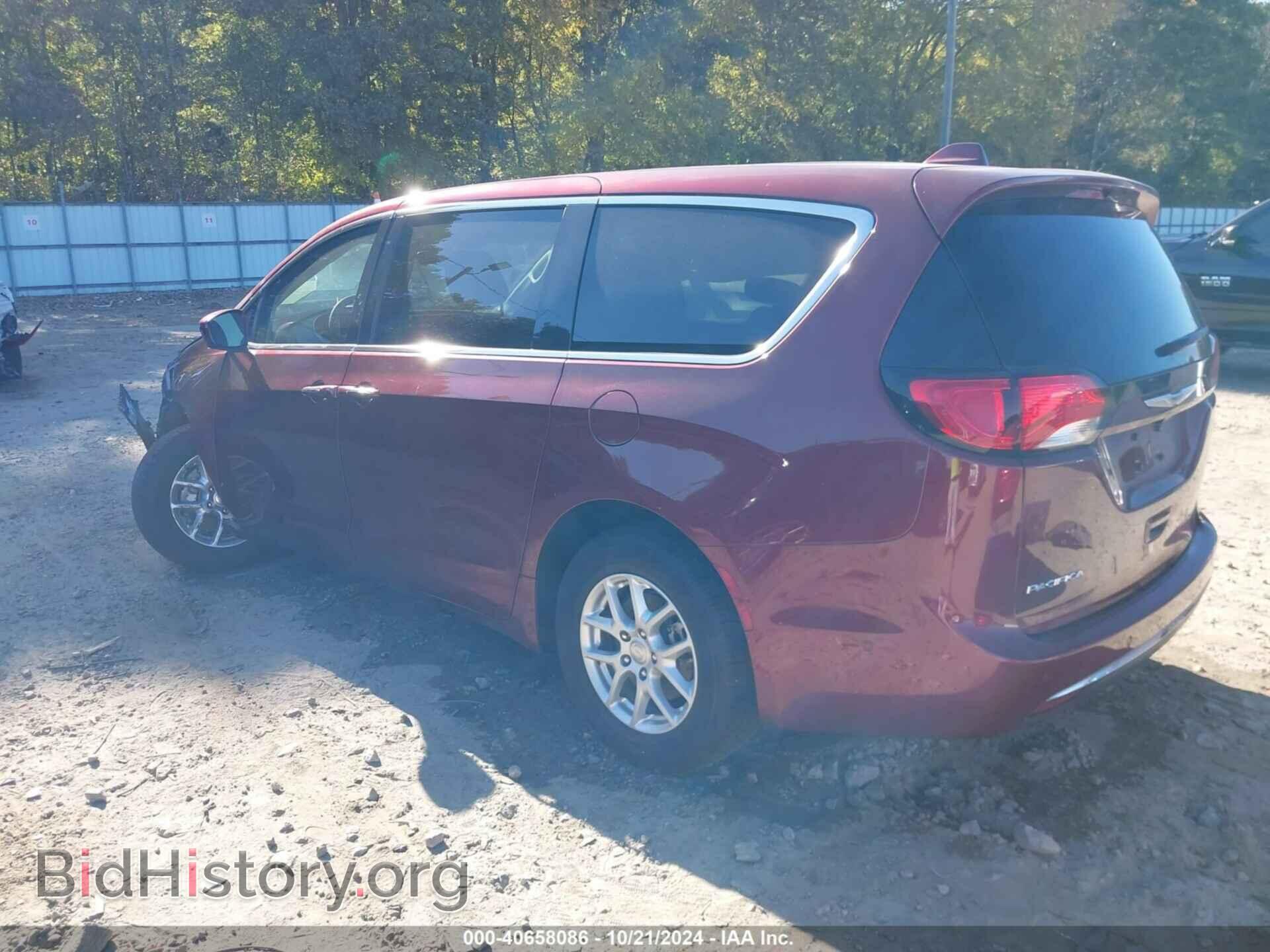 2020 CHRYSLER PACIFICA - VIN: 2C4RC1FG4LR229994 - Фото 3
