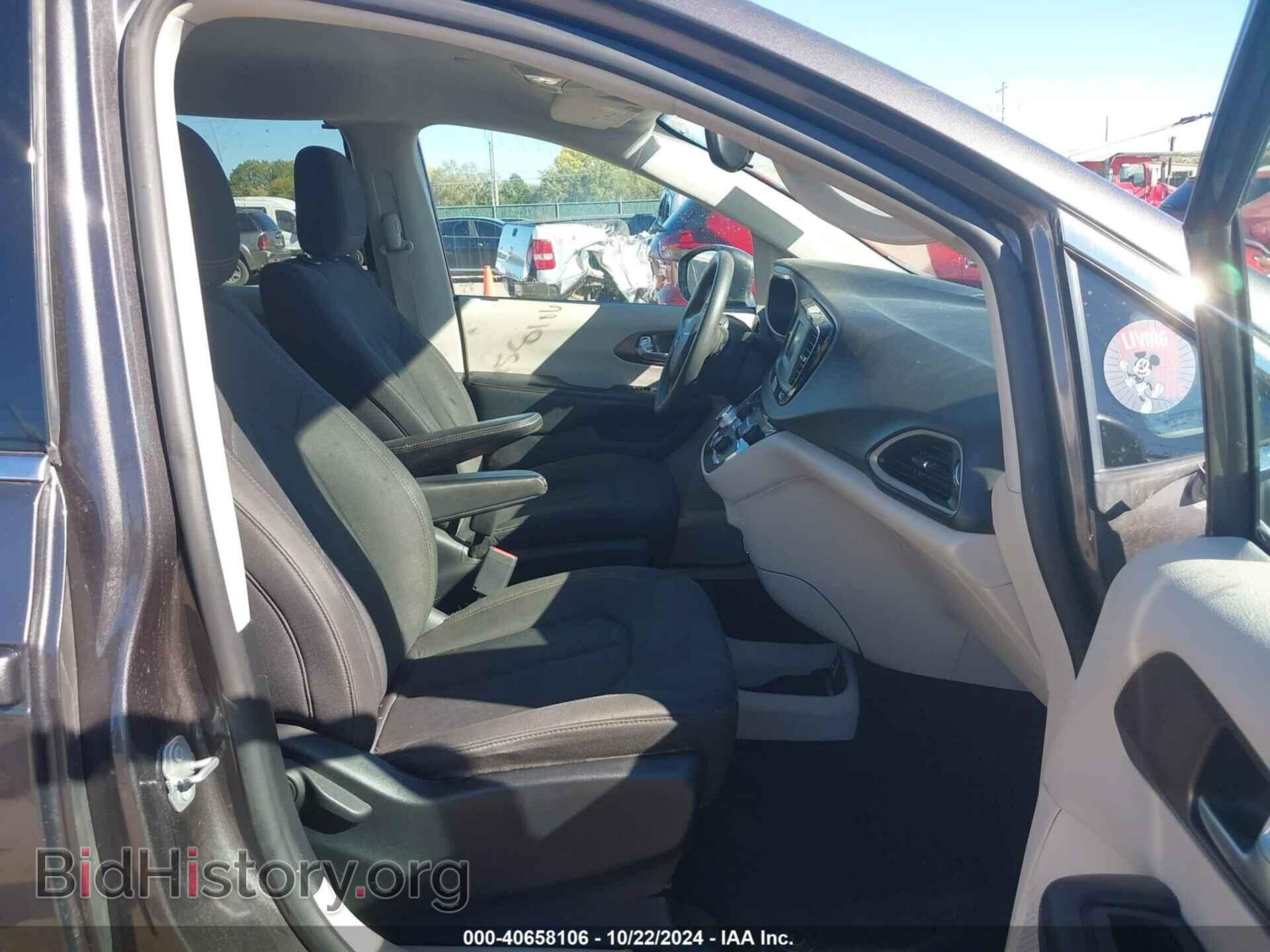 2017 CHRYSLER PACIFICA - VIN: 2C4RC1CG7HR657330 - Photo 5