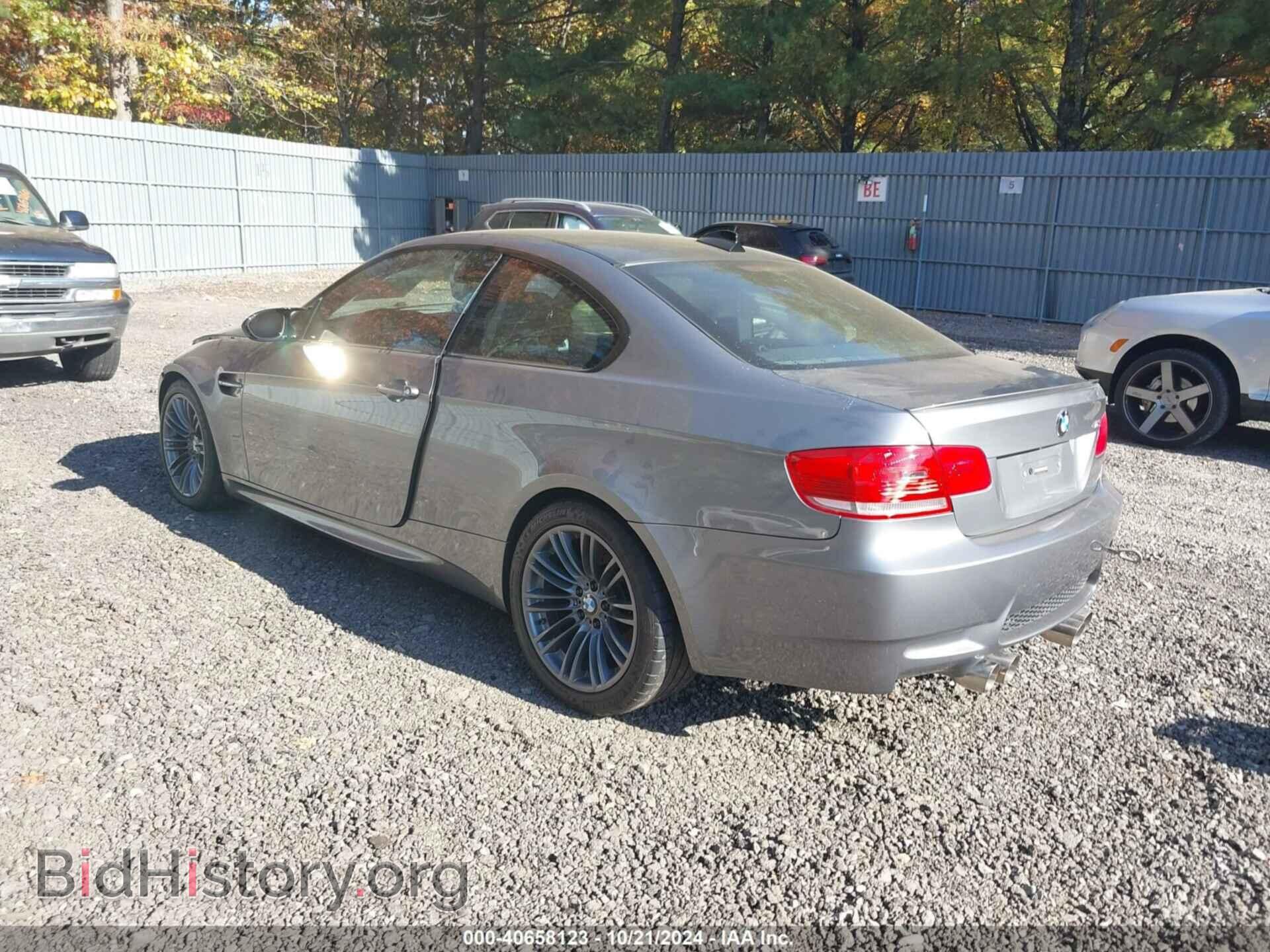 2009 BMW M3 - VIN: WBSWD93549PY43853 - Фото 3