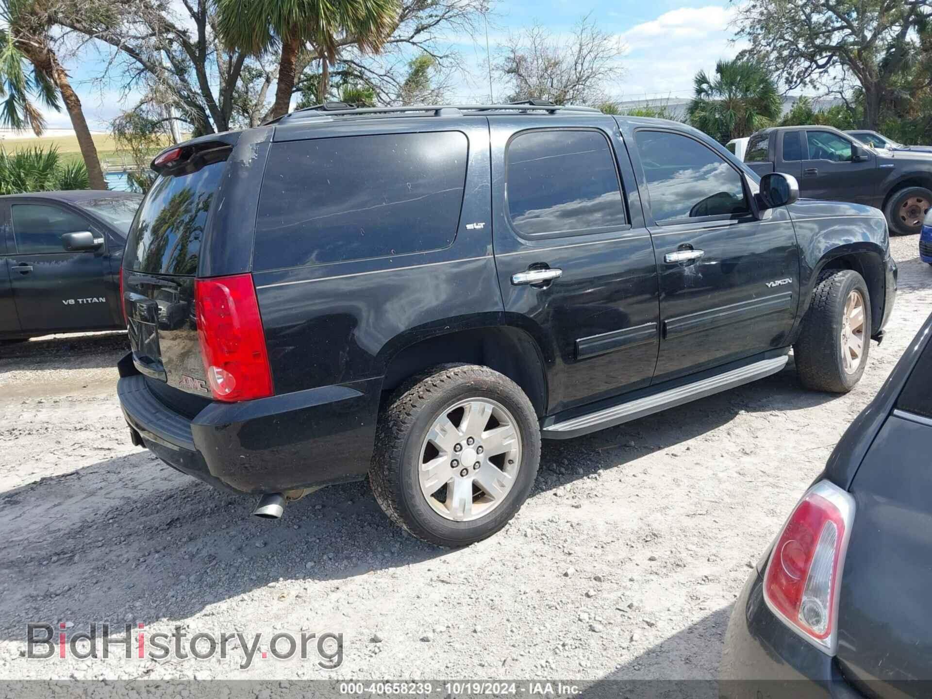 2011 GMC YUKON - VIN: 1GKS1CE07BR393658 - Photo 4