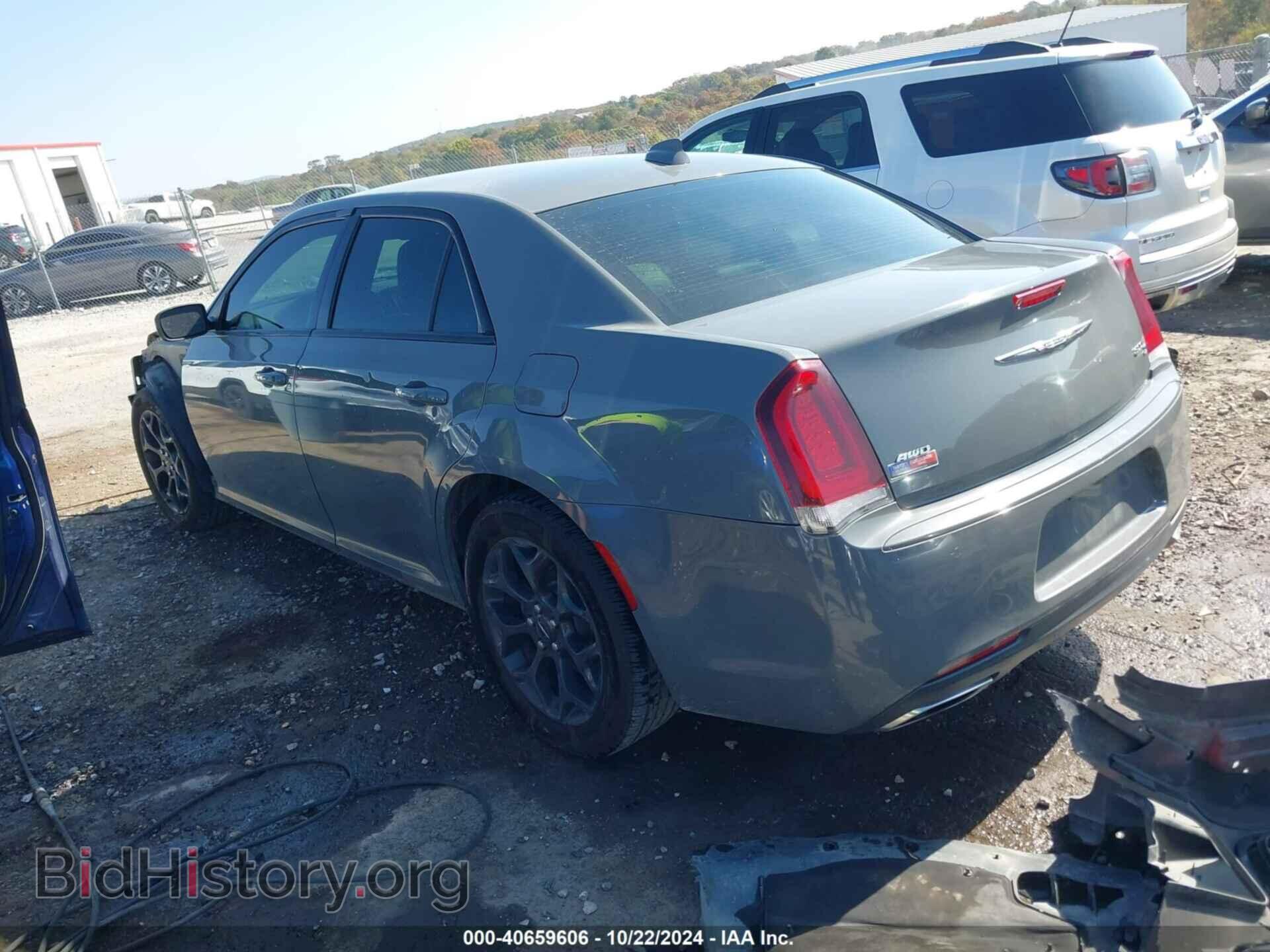 2019 CHRYSLER 300 - VIN: 2C3CCAGGXKH655301 - Фото 3