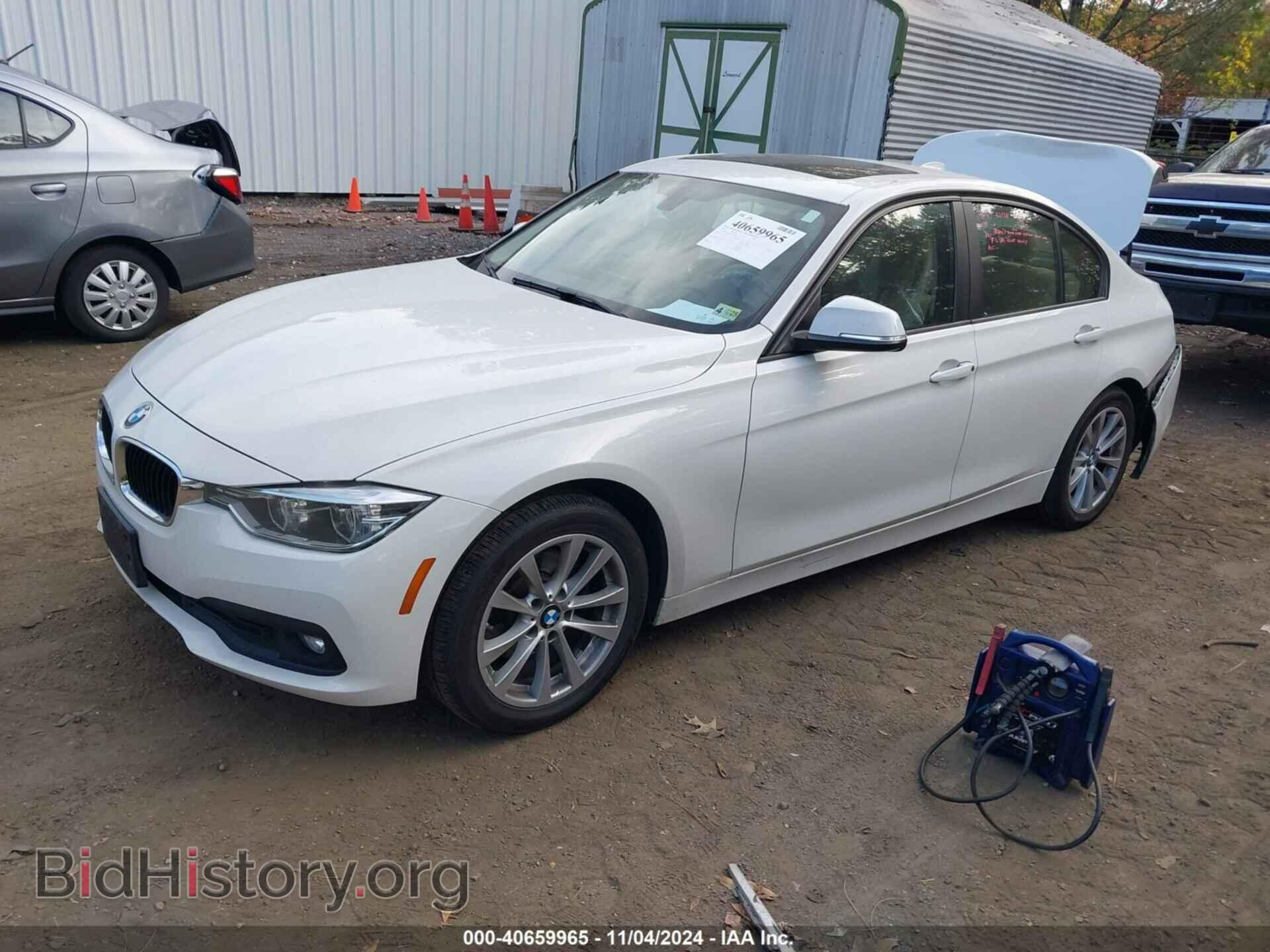2018 BMW 320I - VIN: WBA8E1G59JNU93075 - Фото 2