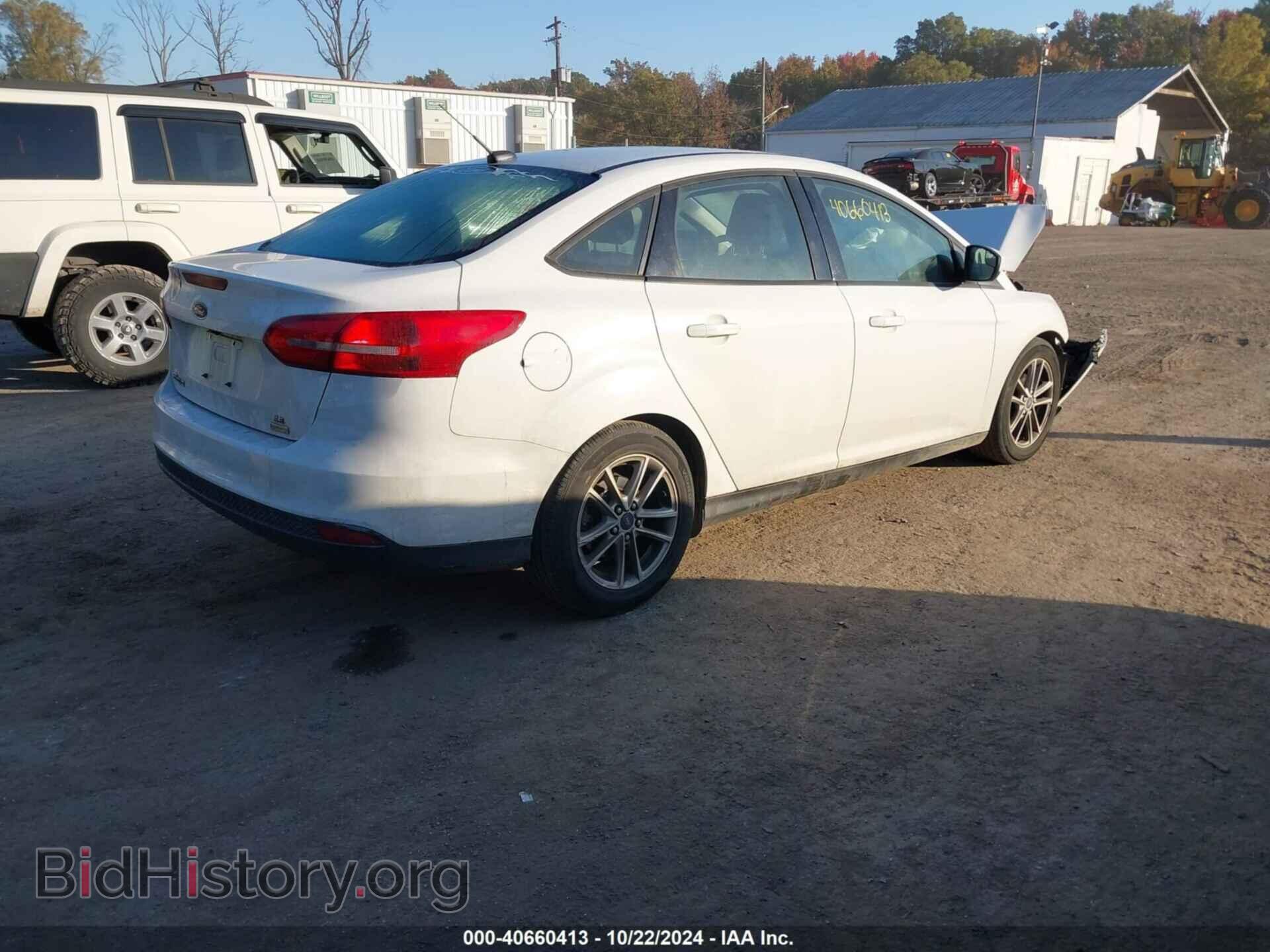 2018 FORD FOCUS - VIN: 1FADP3FE1JL256705 - Photo 4