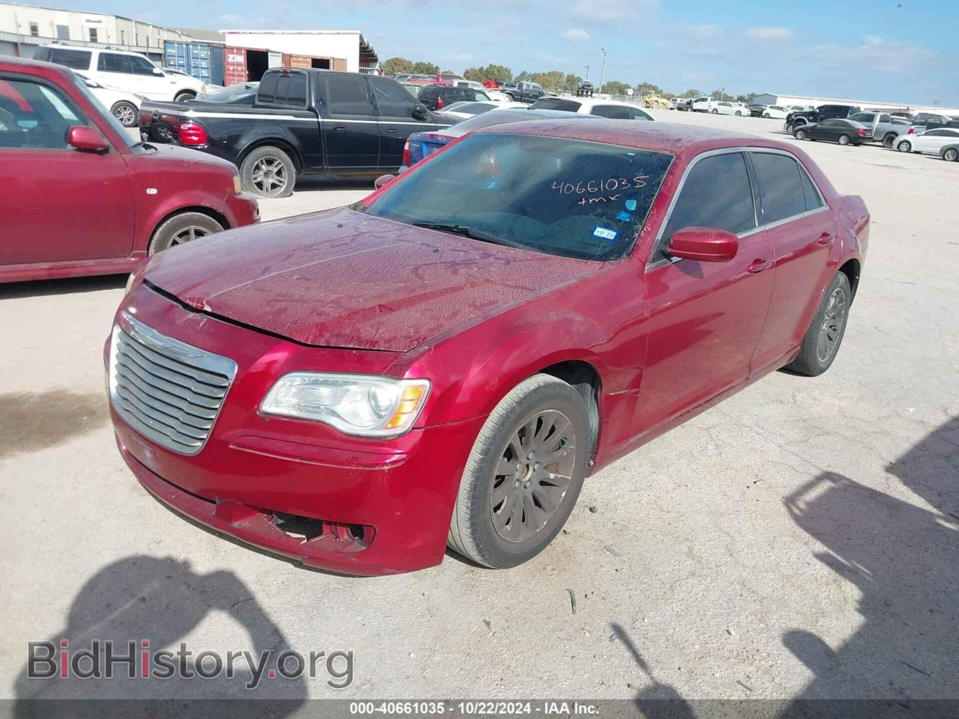 2013 CHRYSLER 300 - VIN: 2C3CCAAGXDH727058 - Фото 2