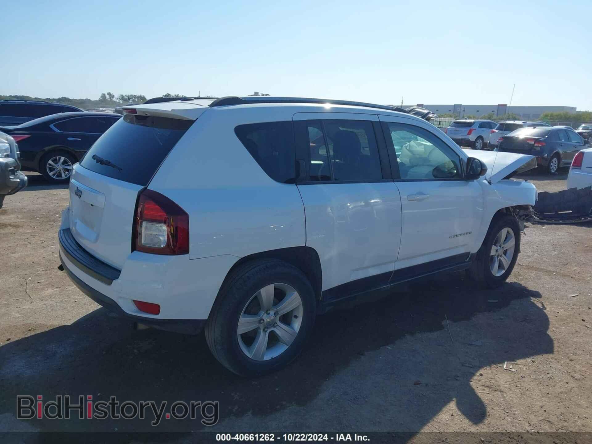 2016 JEEP COMPASS - VIN: 1C4NJCBA9GD611884 - Фото 4