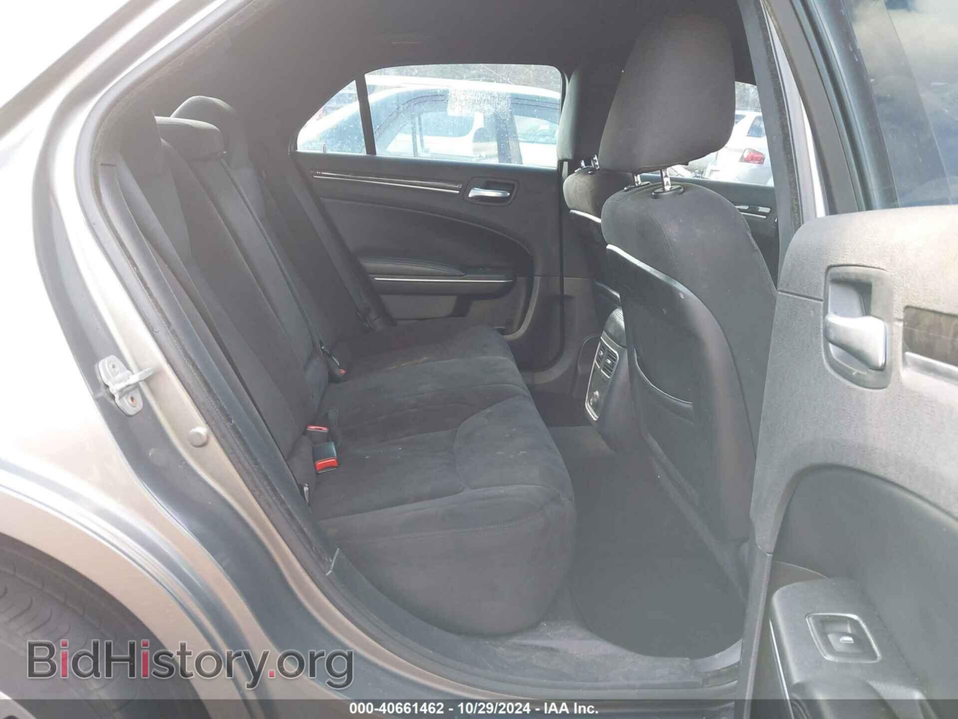 2011 CHRYSLER 300 - VIN: 2C3CA4CGXBH519182 - Фото 8