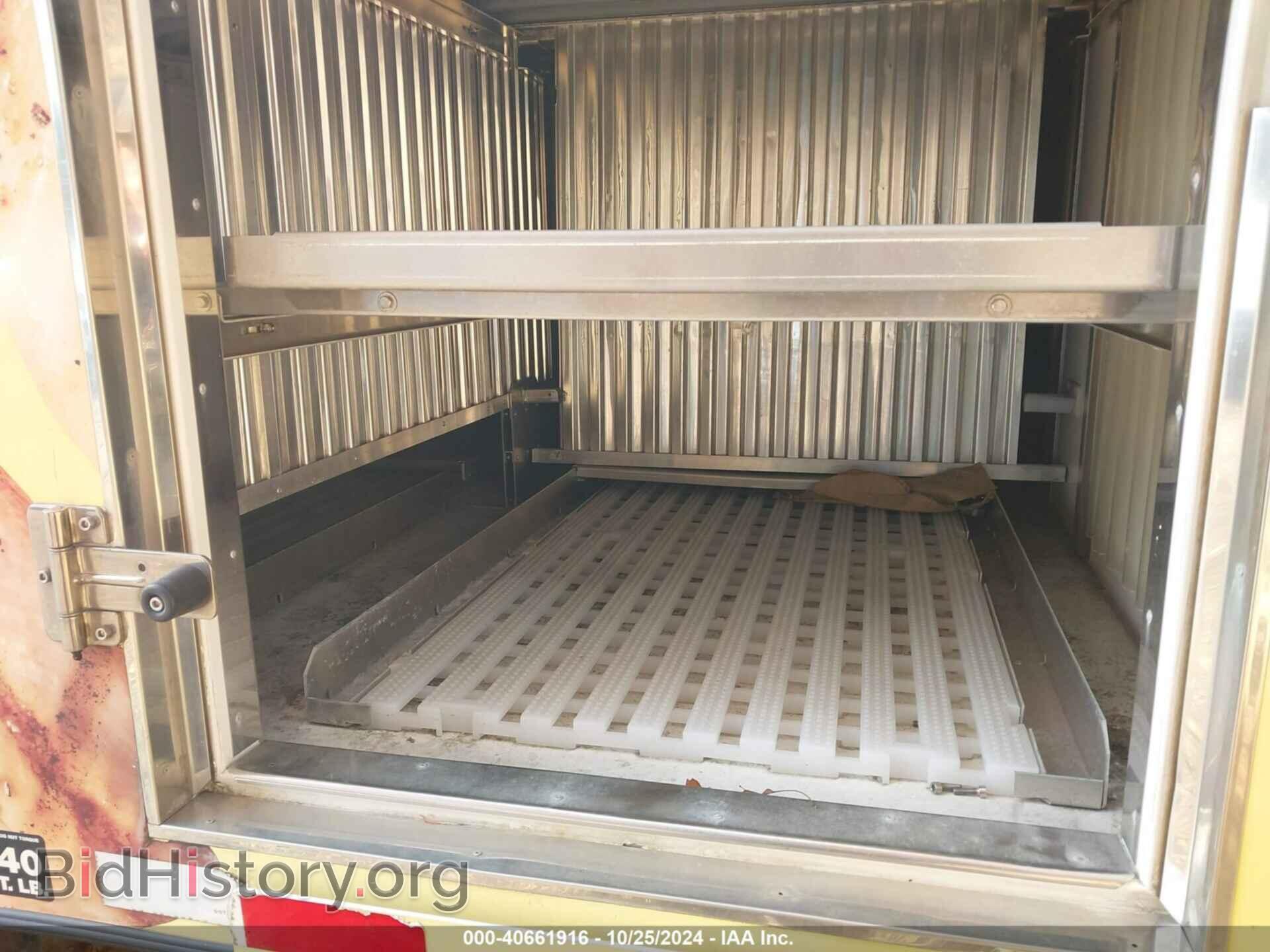 2019 FORD E-450 CUTAWAY - VIN: 1FDXE4FS7KDC07752 - Фото 2