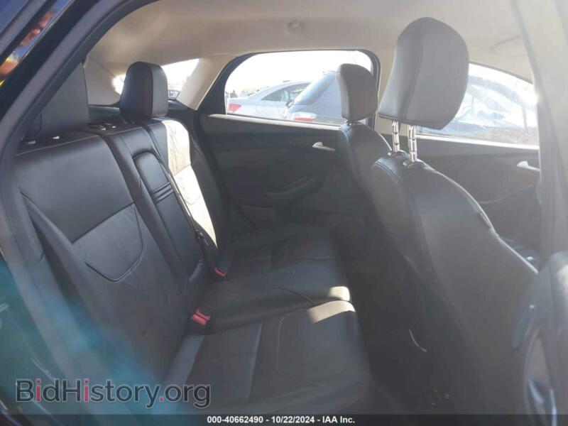 2016 Ford FOCUS (VIN 1FADP3N21GL317812) — photo 8 of 16