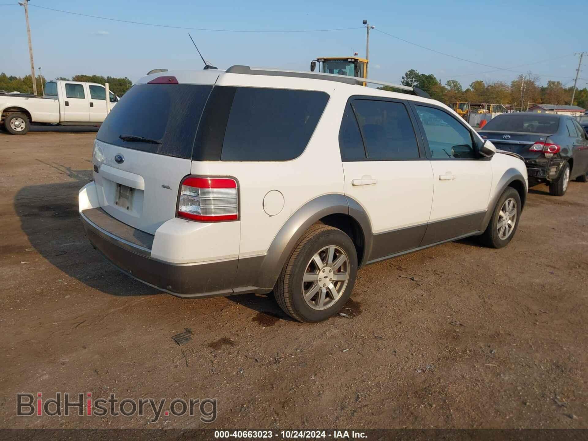 2008 FORD TAURUS X - VIN: 1FMDK02W38GA42271 - Photo 4