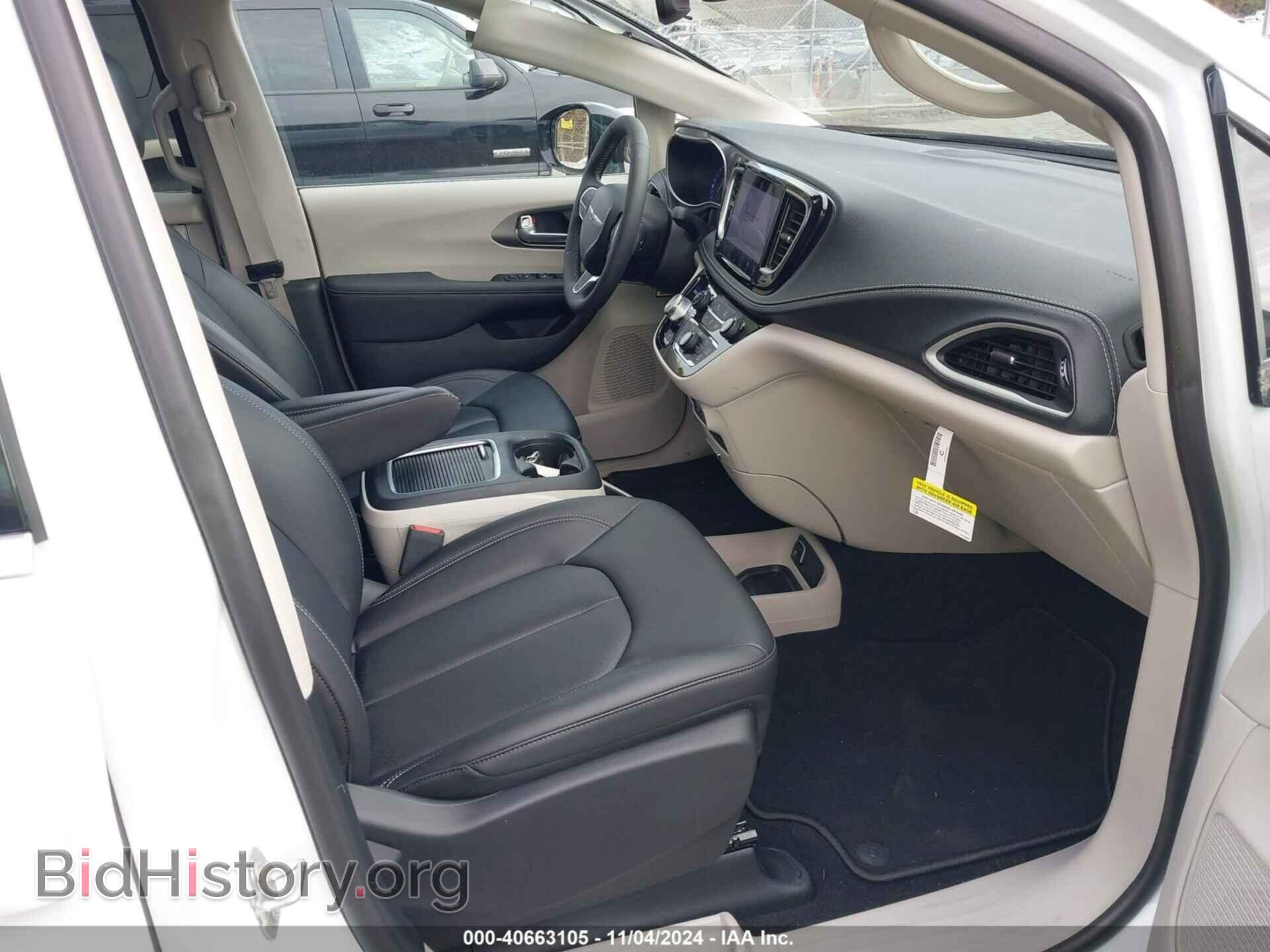 2024 CHRYSLER PACIFICA - VIN: 2C4RC1BG7RR110366 - Фото 5