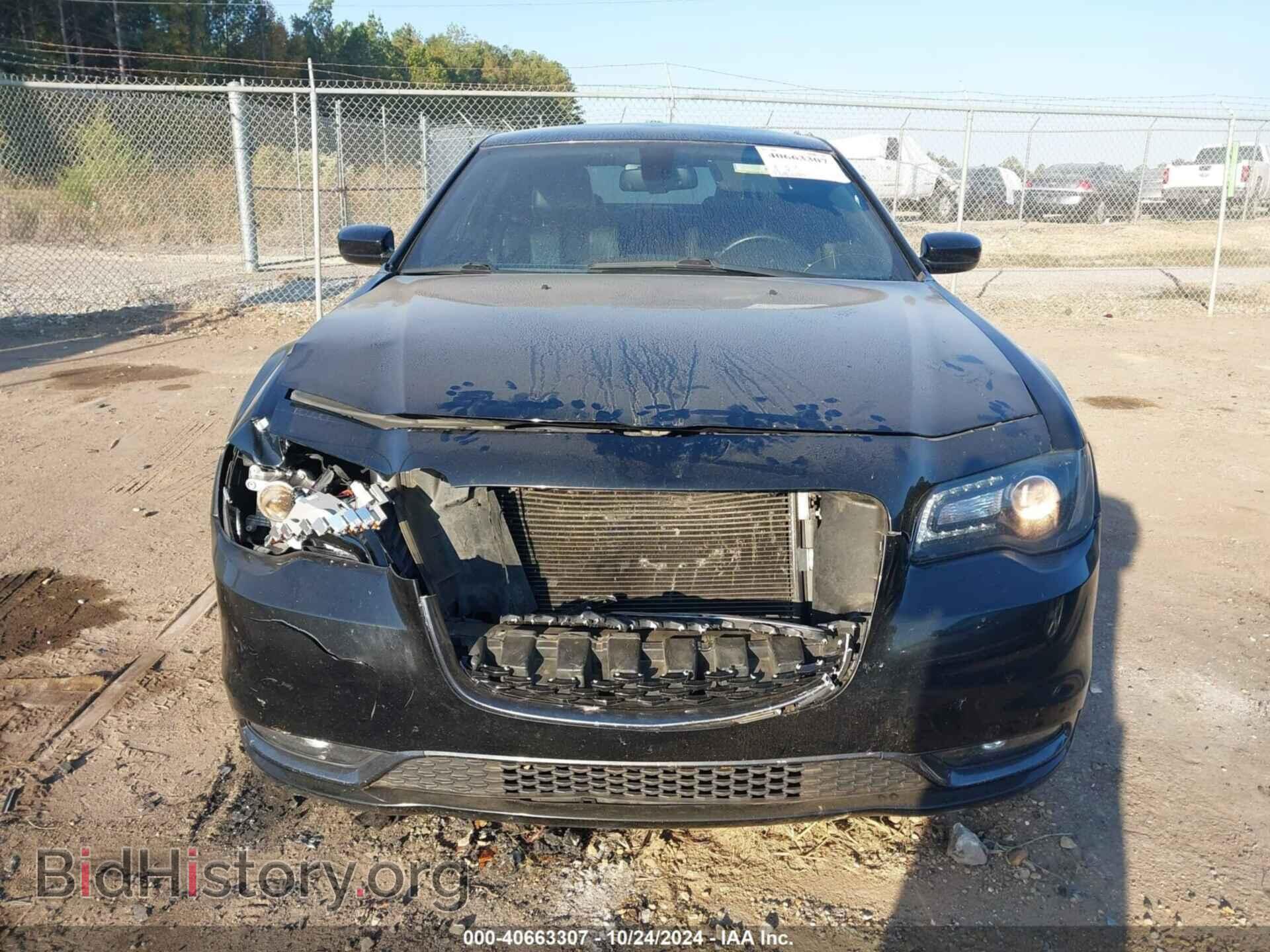 2016 CHRYSLER 300 - VIN: 2C3CCABG6GH310961 - Фото 6
