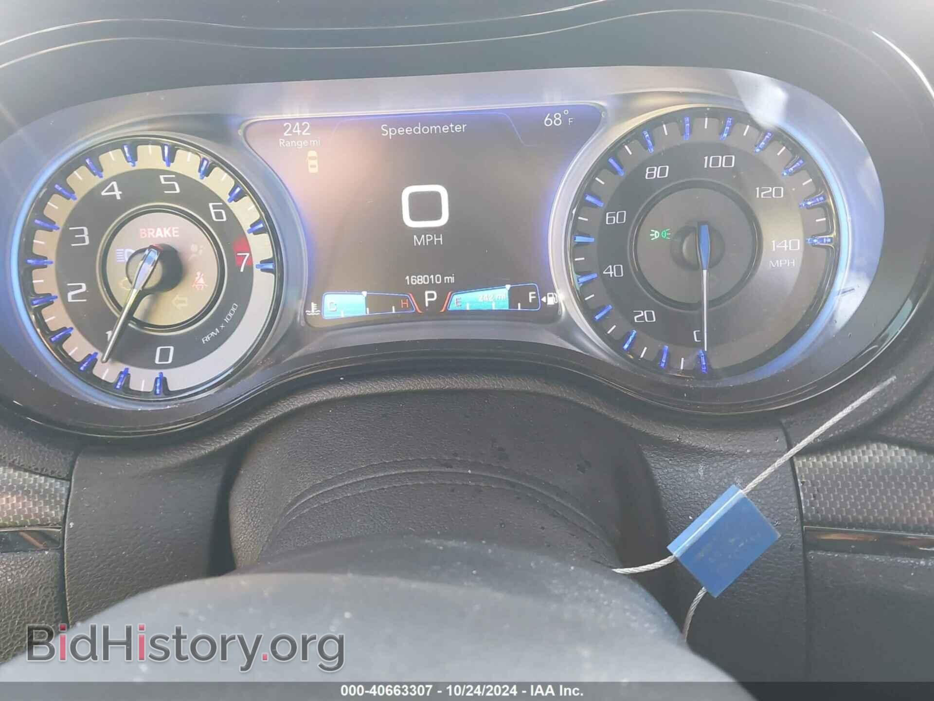 2016 CHRYSLER 300 - VIN: 2C3CCABG6GH310961 - Фото 7