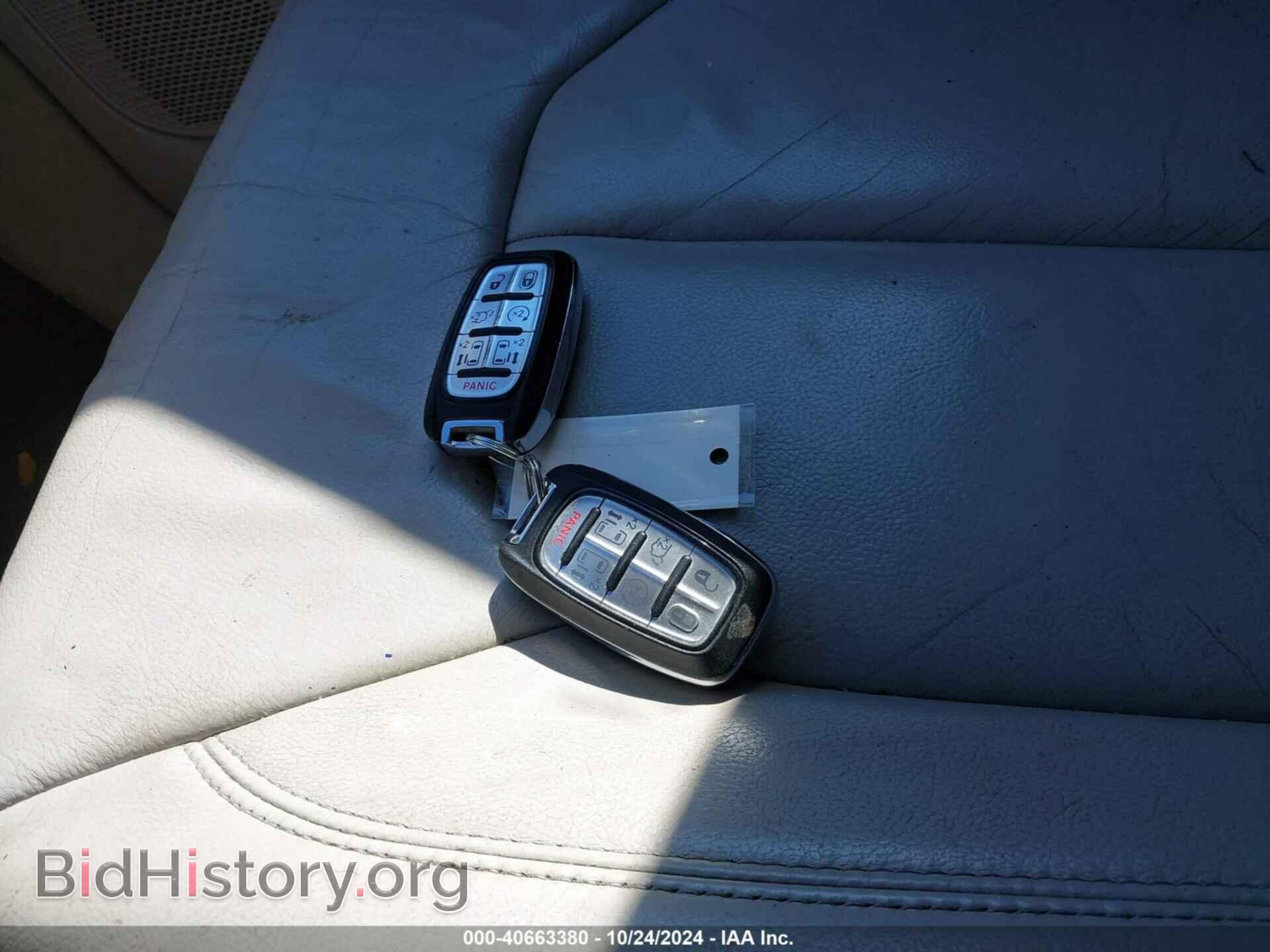 2017 CHRYSLER PACIFICA - VIN: 2C4RC1BG9HR578422 - Фото 11