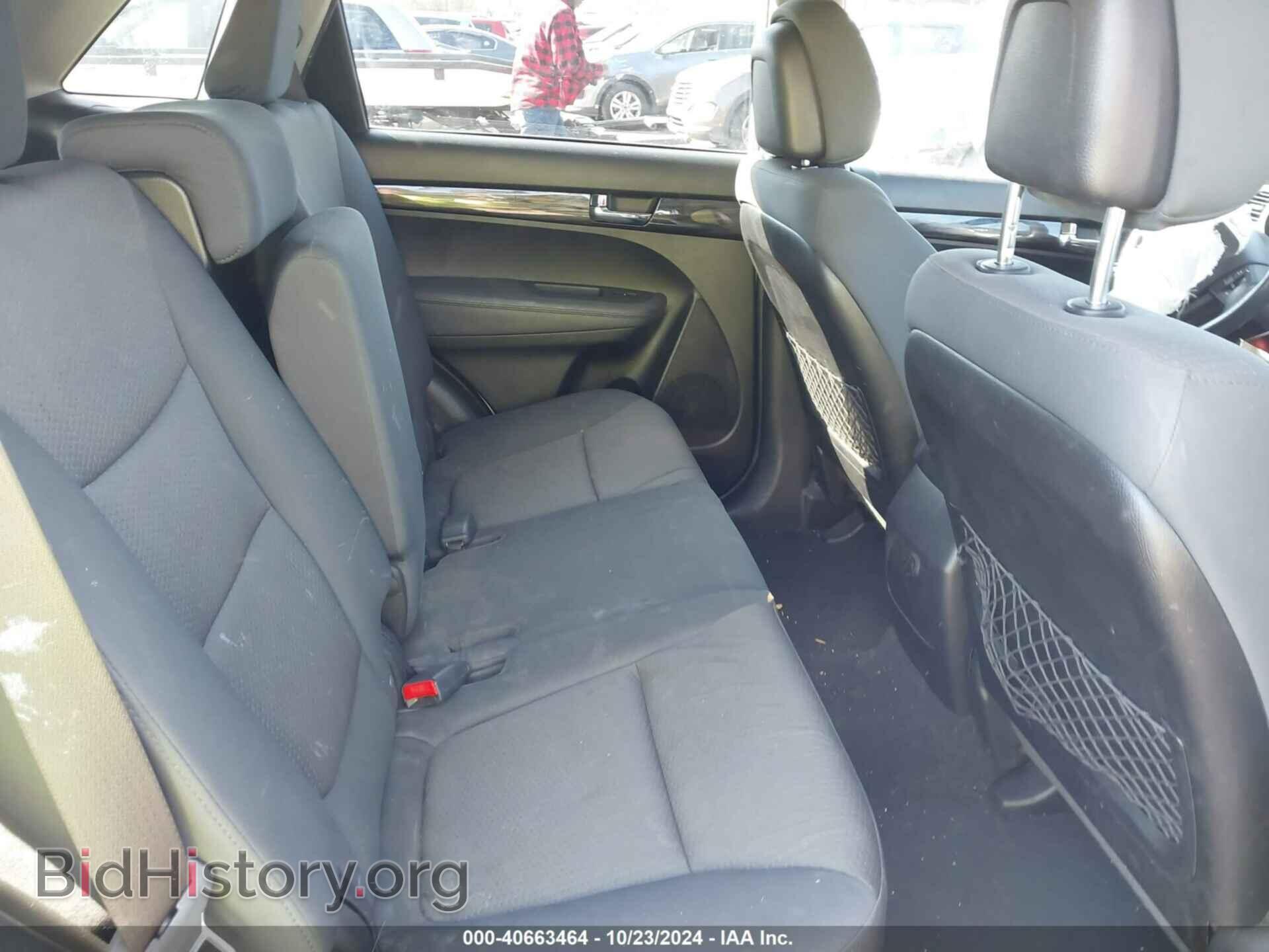 2012 KIA SORENTO - VIN: 5XYKTDA21CG277973 - Фото 8