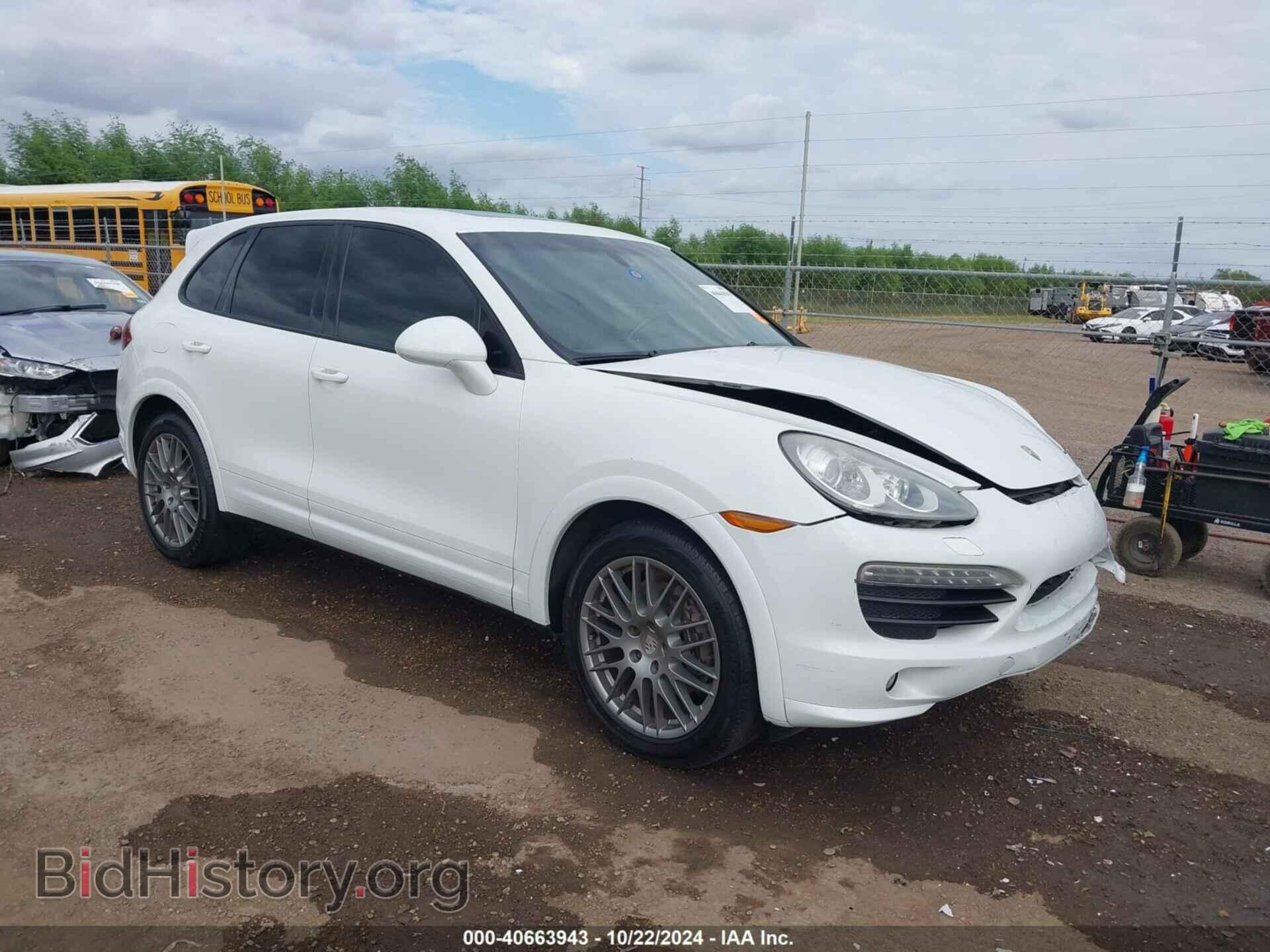 Photo WP1AA2A28CLA11570 - PORSCHE CAYENNE 2012