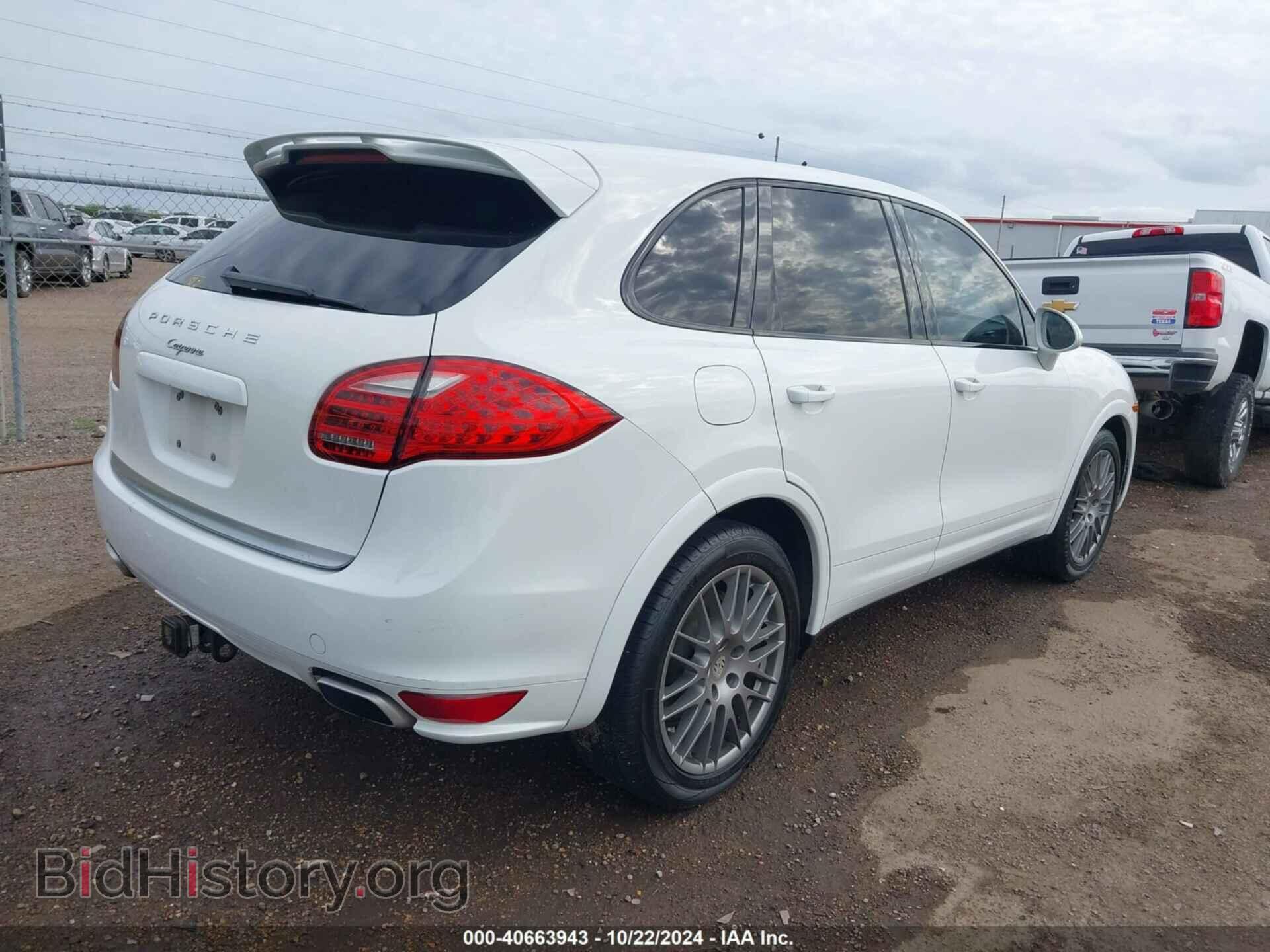 2012 PORSCHE CAYENNE - VIN: WP1AA2A28CLA11570 - Photo 4
