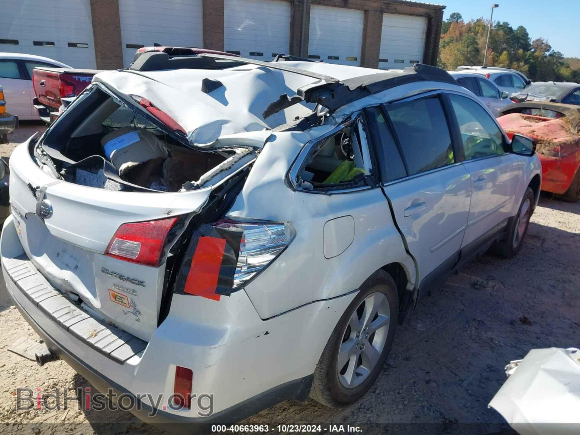 2014 SUBARU OUTBACK - VIN: 4S4BRBLC0E3308626 - Фото 4