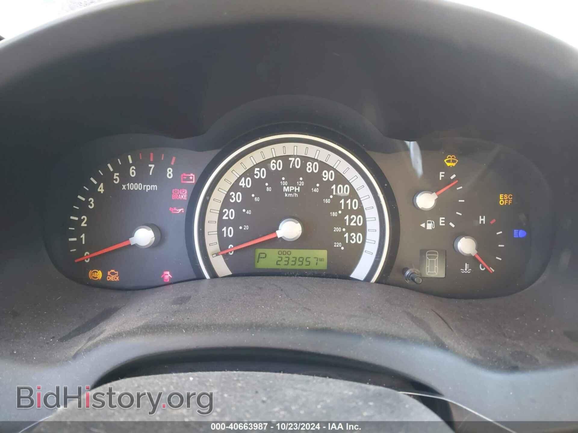 2007 HYUNDAI ENTOURAGE - VIN: KNDMC233576014445 - Фото 7