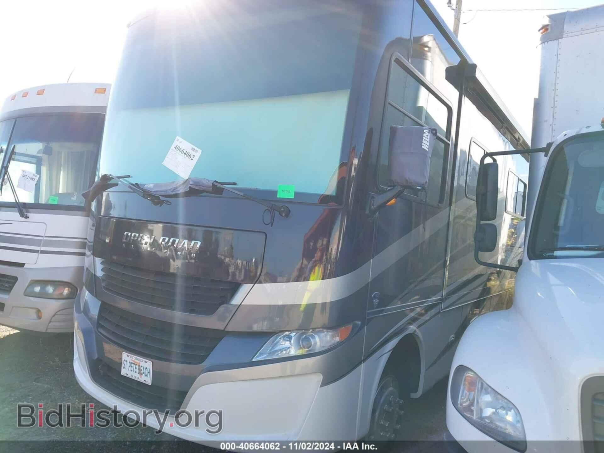 2021 FORD F53 - VIN: 1F66F5DN3M0A07352 - Photo 2