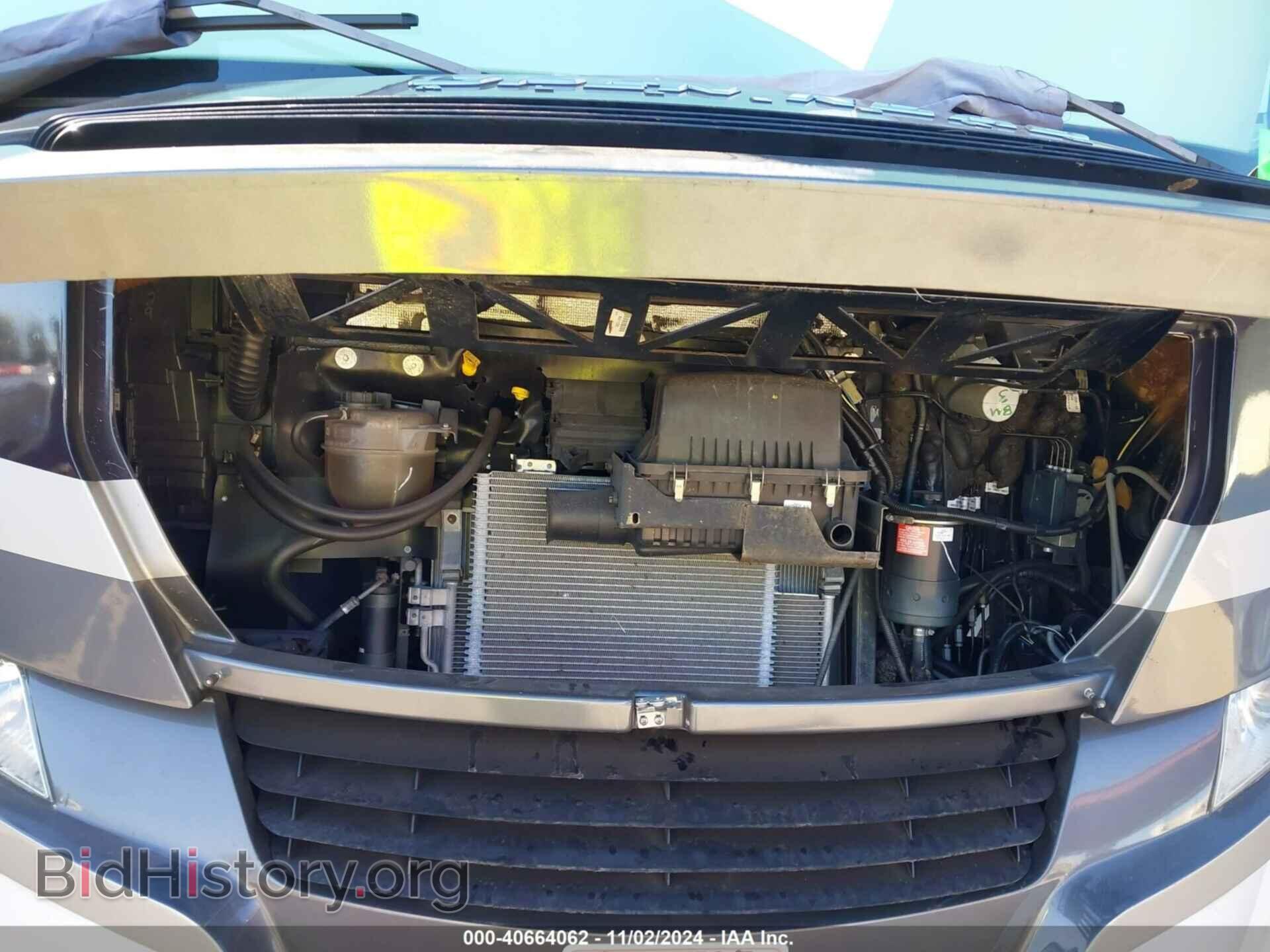 2021 FORD F53 - VIN: 1F66F5DN3M0A07352 - Photo 10