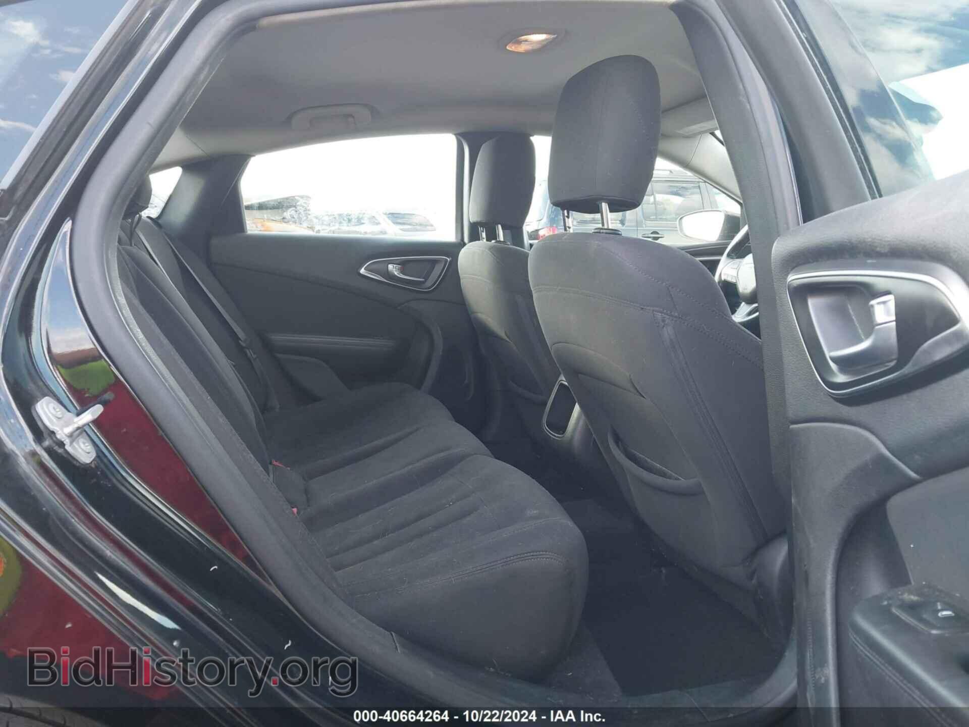 2015 CHRYSLER 200 - VIN: 1C3CCCAB9FN667705 - Фото 8