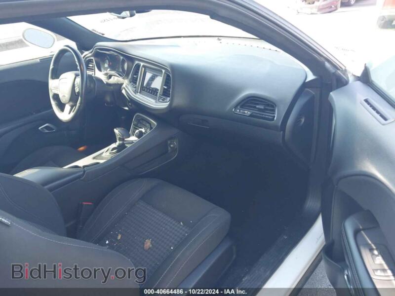 2019 Dodge CHALLENGER (VIN 2C3CDZAG6KH635535) — photo 5 of 16