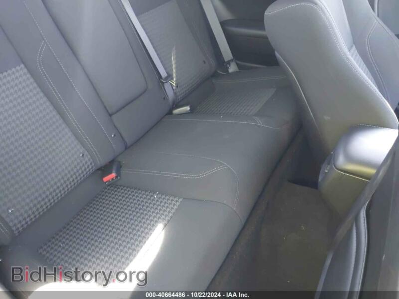 2019 Dodge CHALLENGER (VIN 2C3CDZAG6KH635535) — photo 8 of 16