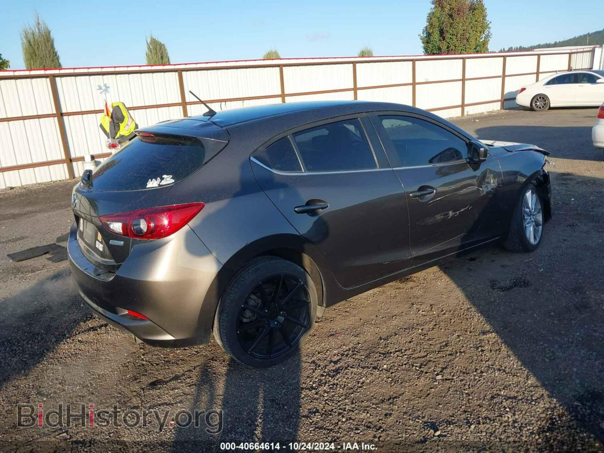 2017 MAZDA MAZDA3 - VIN: 3MZBN1L77HM117623 - Фото 4