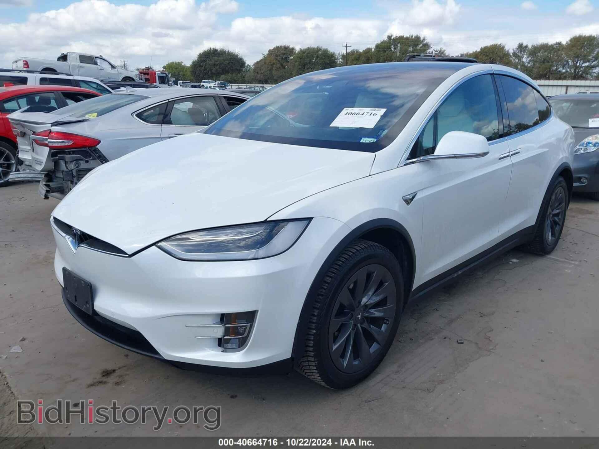 2017 TESLA MODEL X - VIN: 5YJXCBE29HF076020 - Photo 2