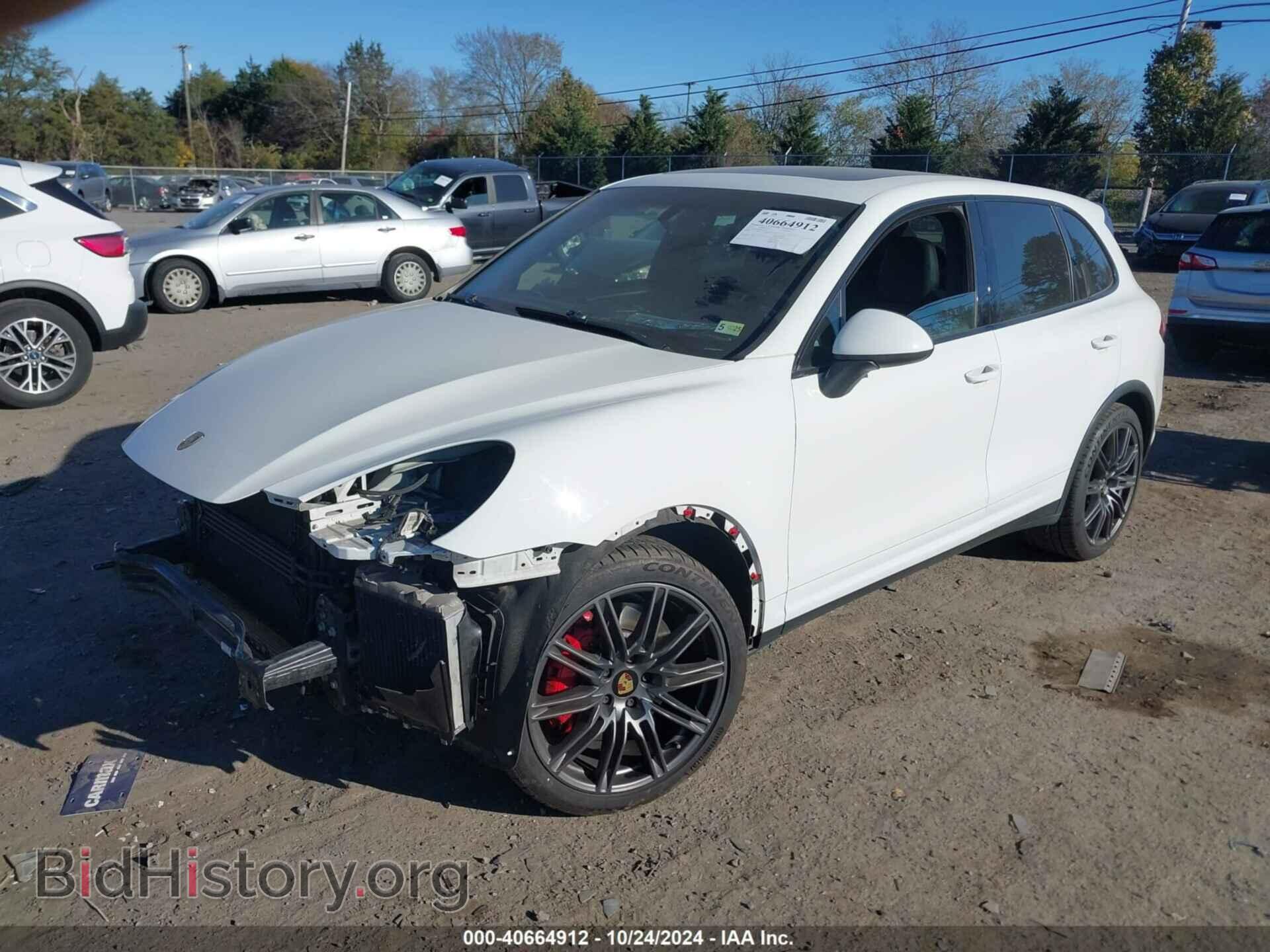 2012 PORSCHE CAYENNE - VIN: WP1AC2A28CLA82276 - Фото 2